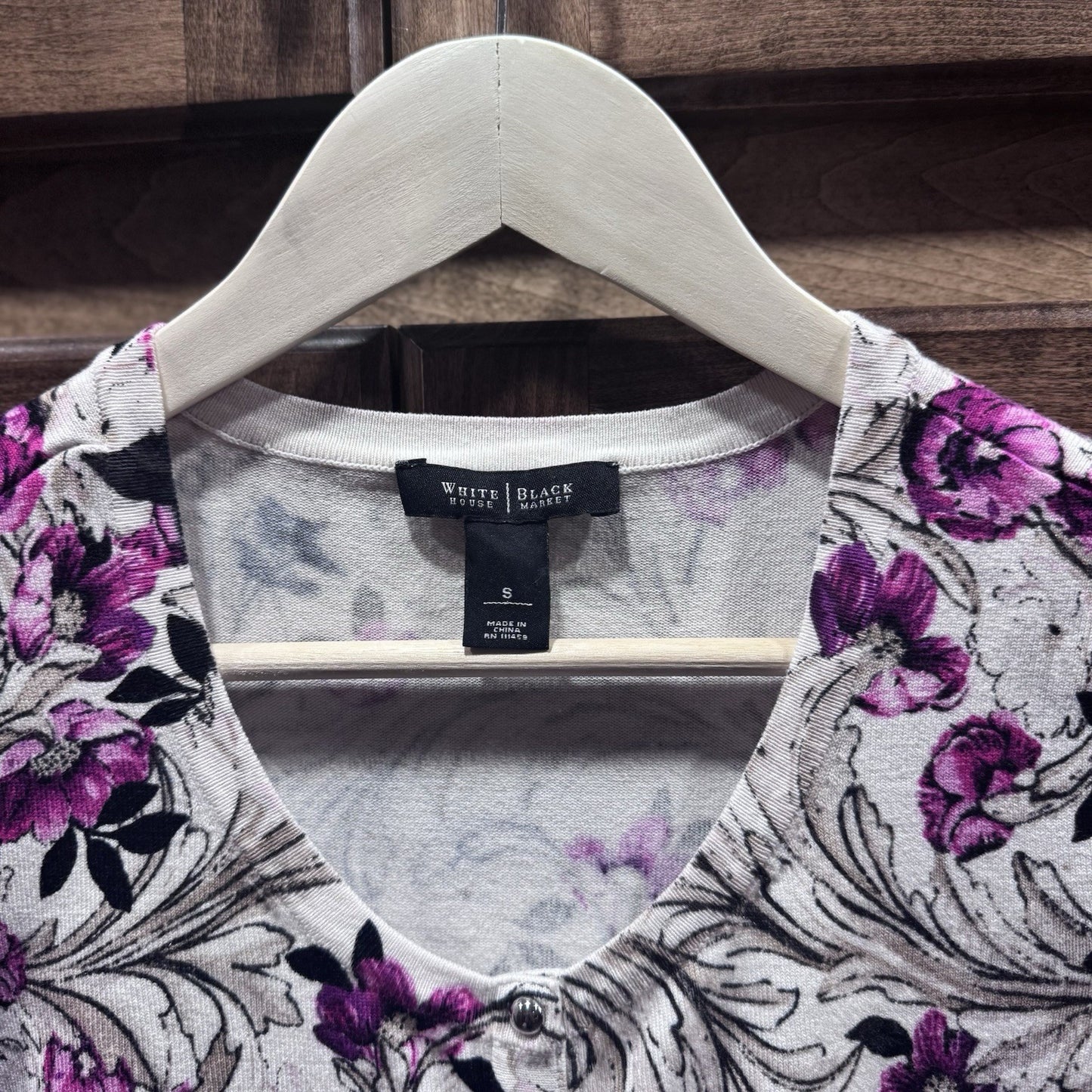 White House Black Market Cardigan S Pink Floral Button Front 3/4 Sleeve Ribbed