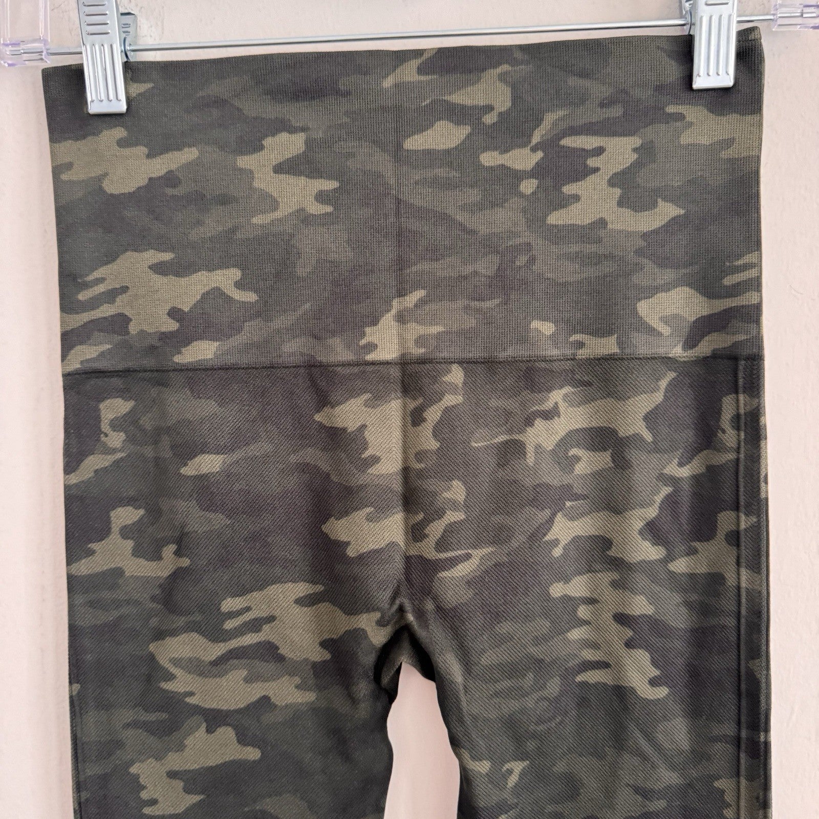 Lot of 4 Spanx Leggings Medium Faux Leather Camo Snakeskin Twill Jeggings M