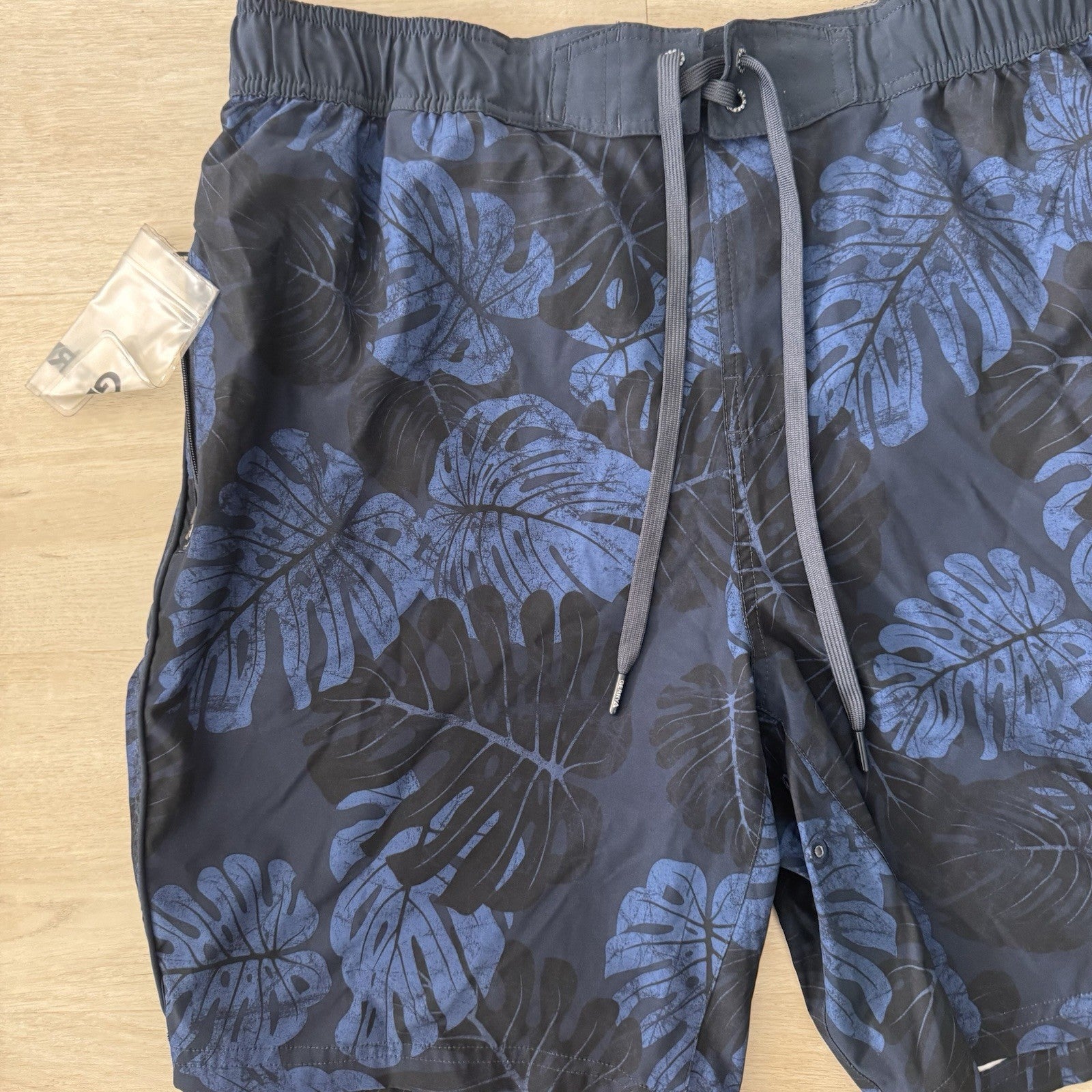 Gerry Mens Large Swim Trunks Blue Tropical Leaf Board Shorts Beach