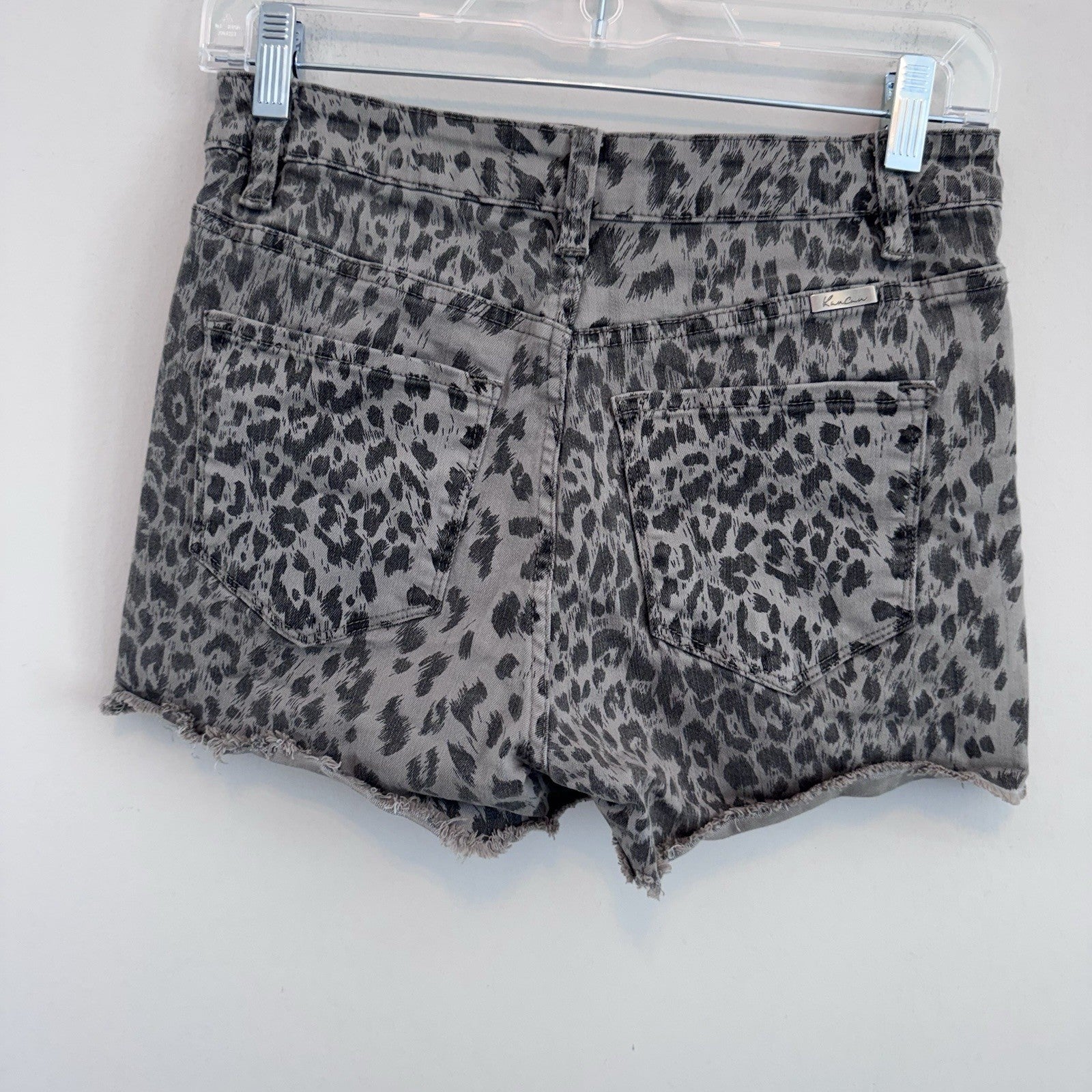 KanCan Leopard Print Denim Shorts Women Medium Frayed Raw Hem Y2K Boutique