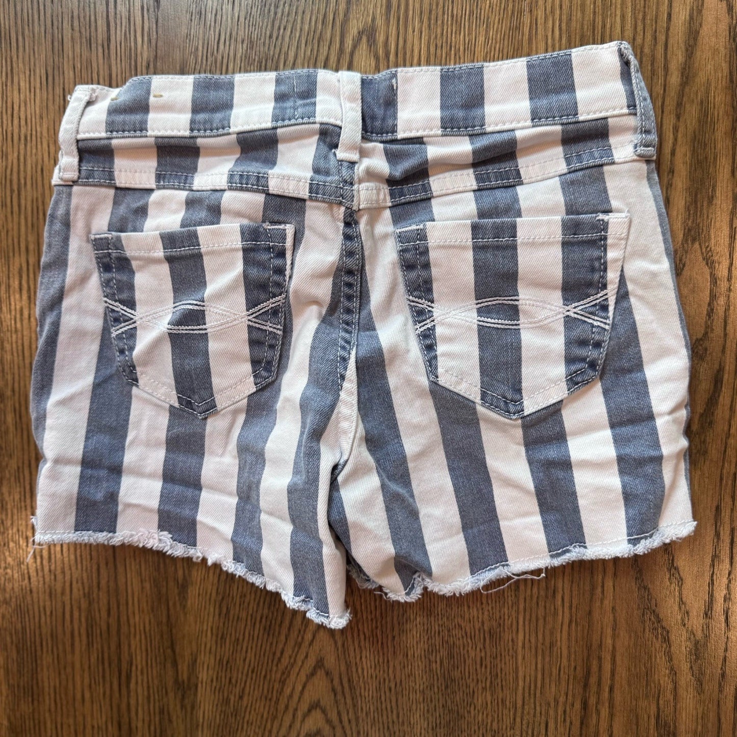 Abercrombie Kids Girls Shorts 11/12 Blue White Stripe Frayed Hem Midi
