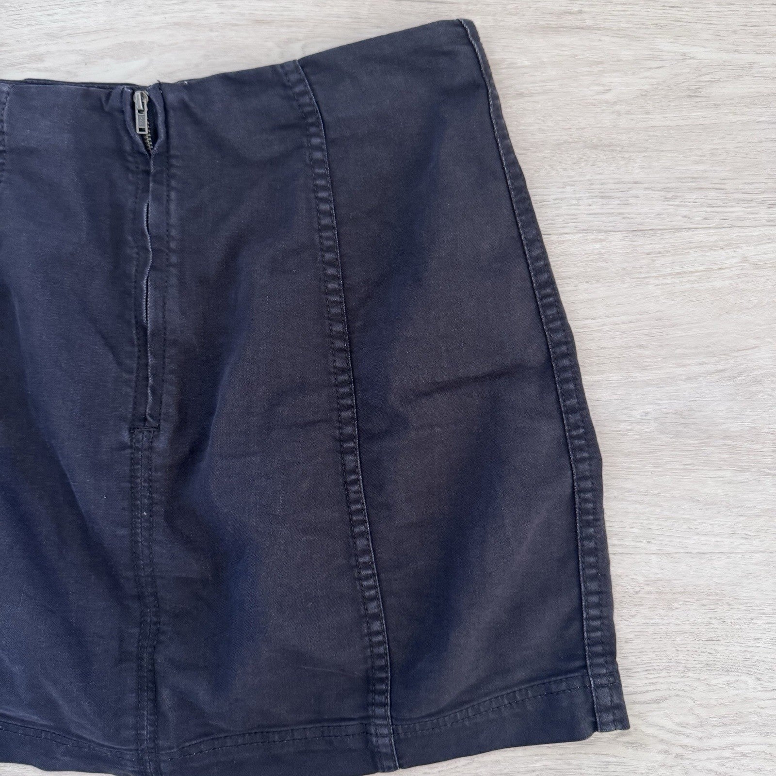 Free People Black Mini Skirt Stretch Fitted Y2K Size 6 