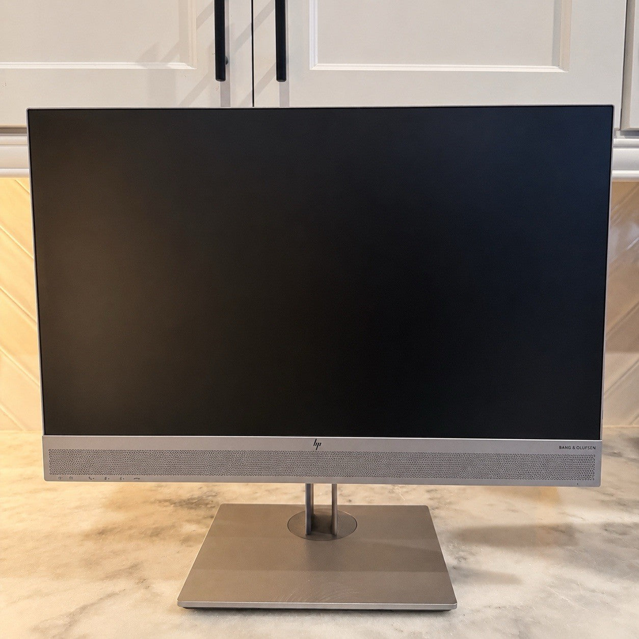 HP EliteDisplay E243m 23.8” FHD IPS Monitor B&O Webcam Works