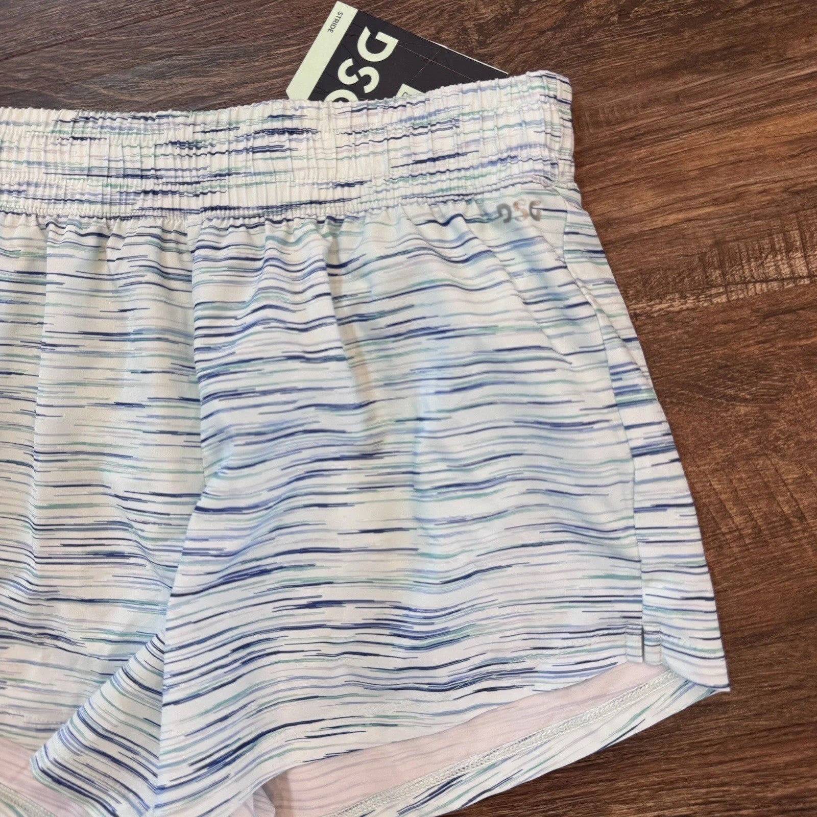 DSG Girls Stride Shorts Cyan Glass Spacedye Size L NWT Athletic Running