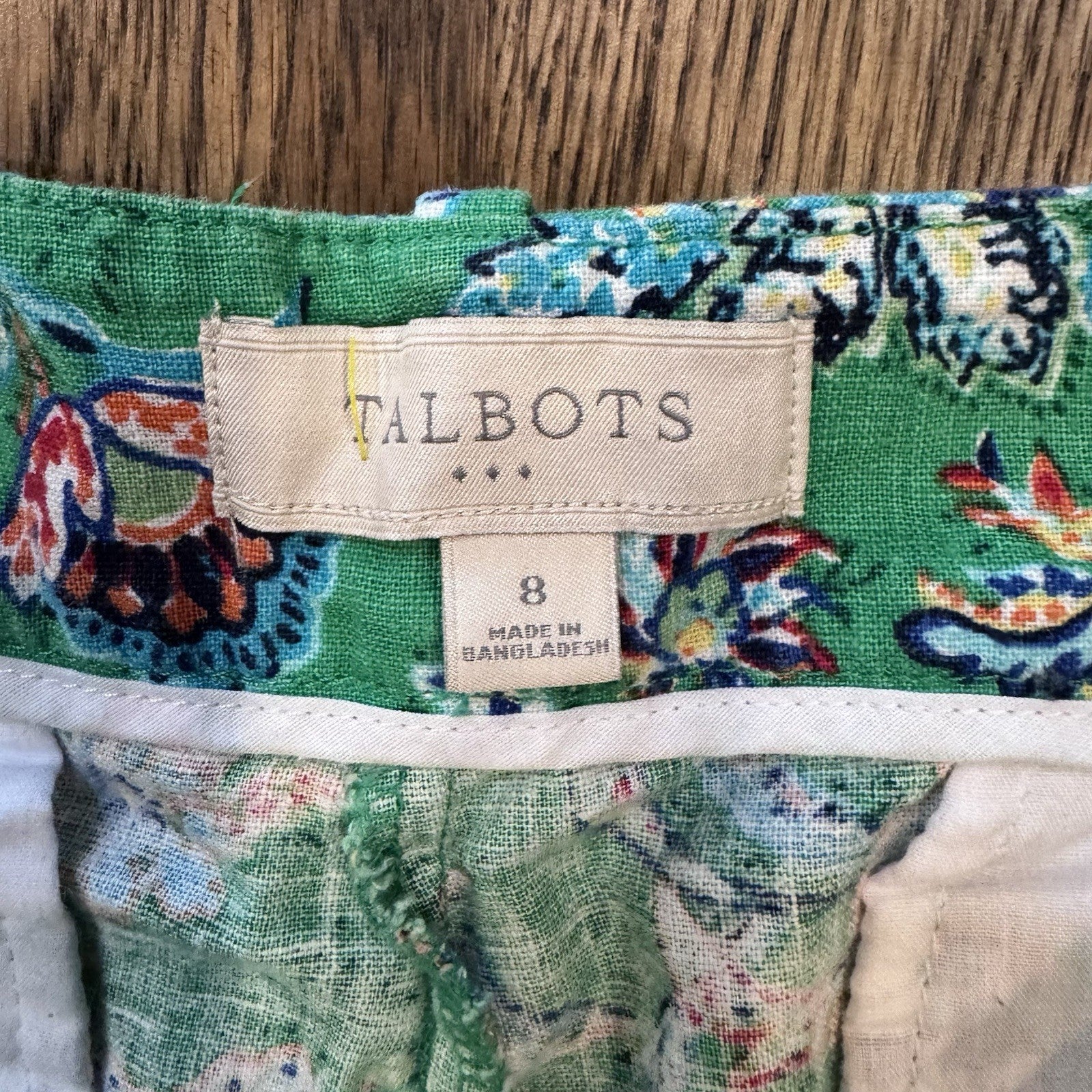 Talbots Women’s Shorts Size 8 | Green Floral Print | Linen Cotton Blend 