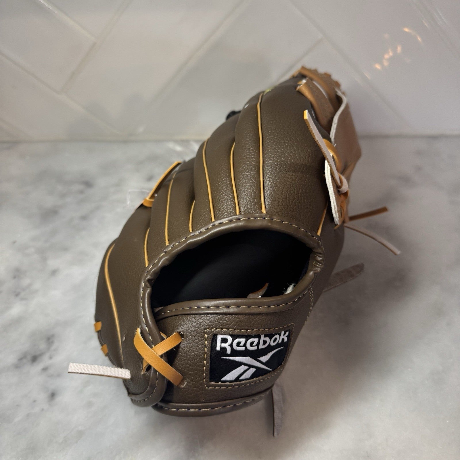 Reebok 12” Baseball Glove Brown Tan Right Hand Throw New with Tags