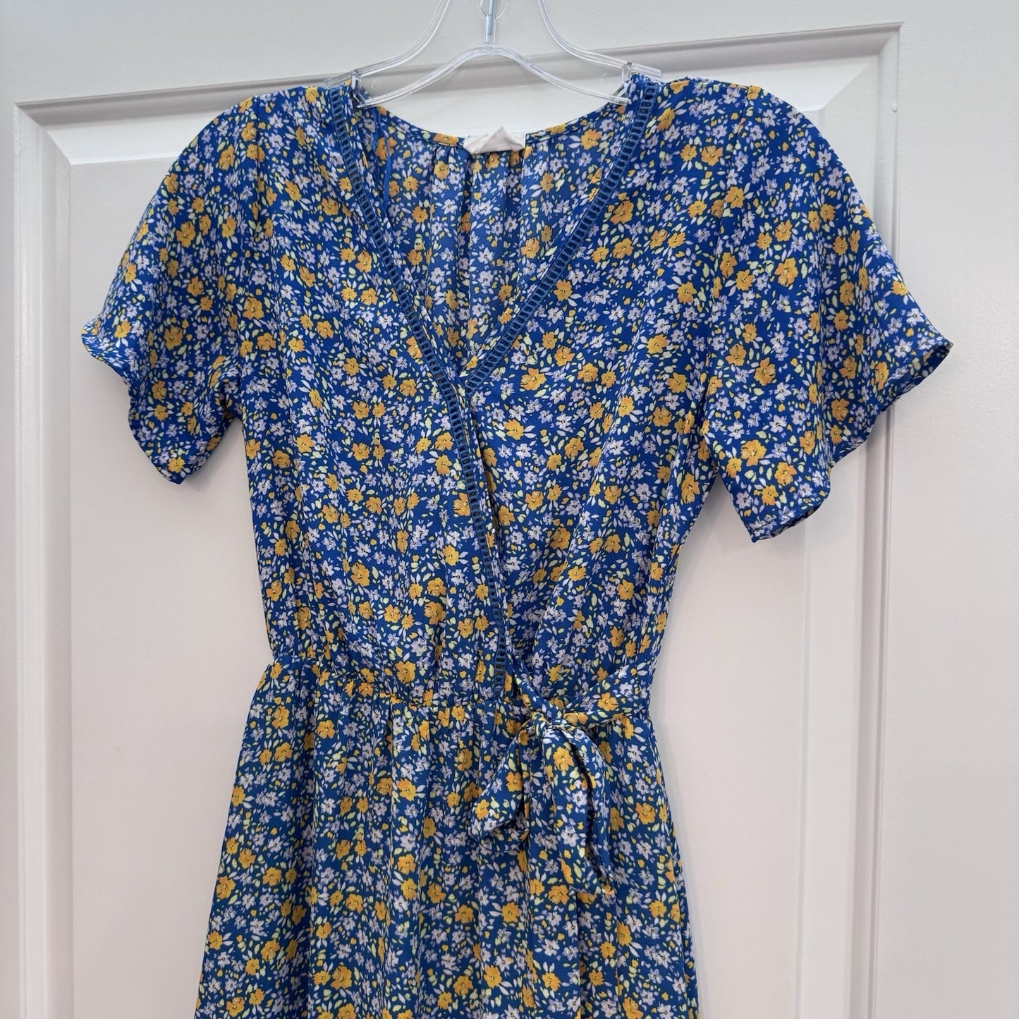 Sienna Sky XS Blue Yellow Floral Wrap Dress Short Sleeve Fit & Flare Lined