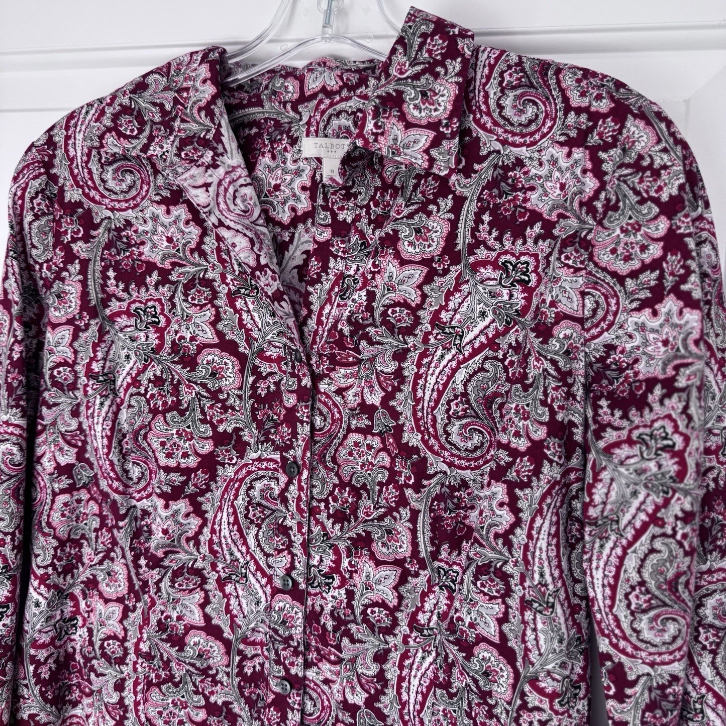 Talbots Red Paisley Button Front Shirt Women’s Size 8 Cotton Stretch Long Sleeve
