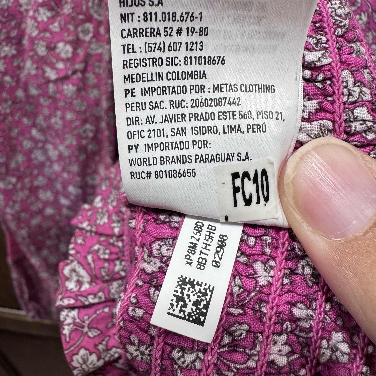 American Eagle Pink Floral Smocked Long Sleeve Crop Top Women’s Size Small NWT