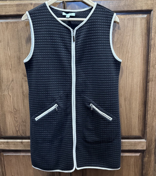 She + Sky Quilted Zip Front Vest Black White Trim Sleeveless Jacket Size M