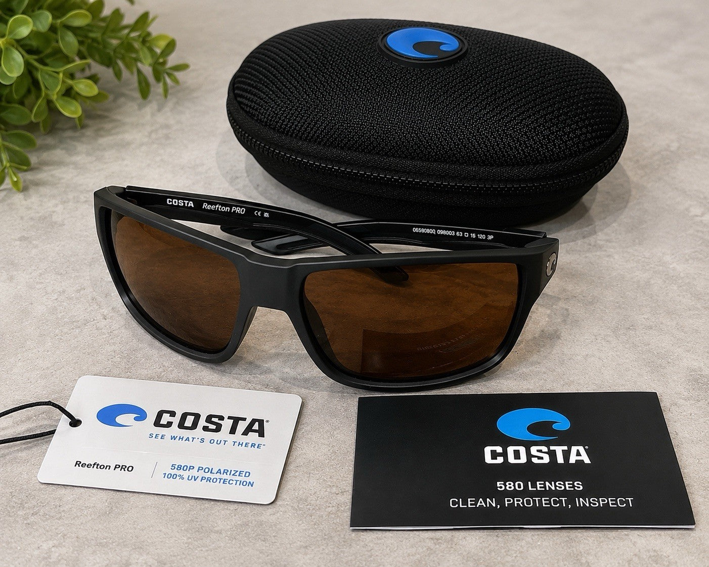 NEW Costa Reefton PRO Polarized Sunglasses Black 580P Brown Lens No Box