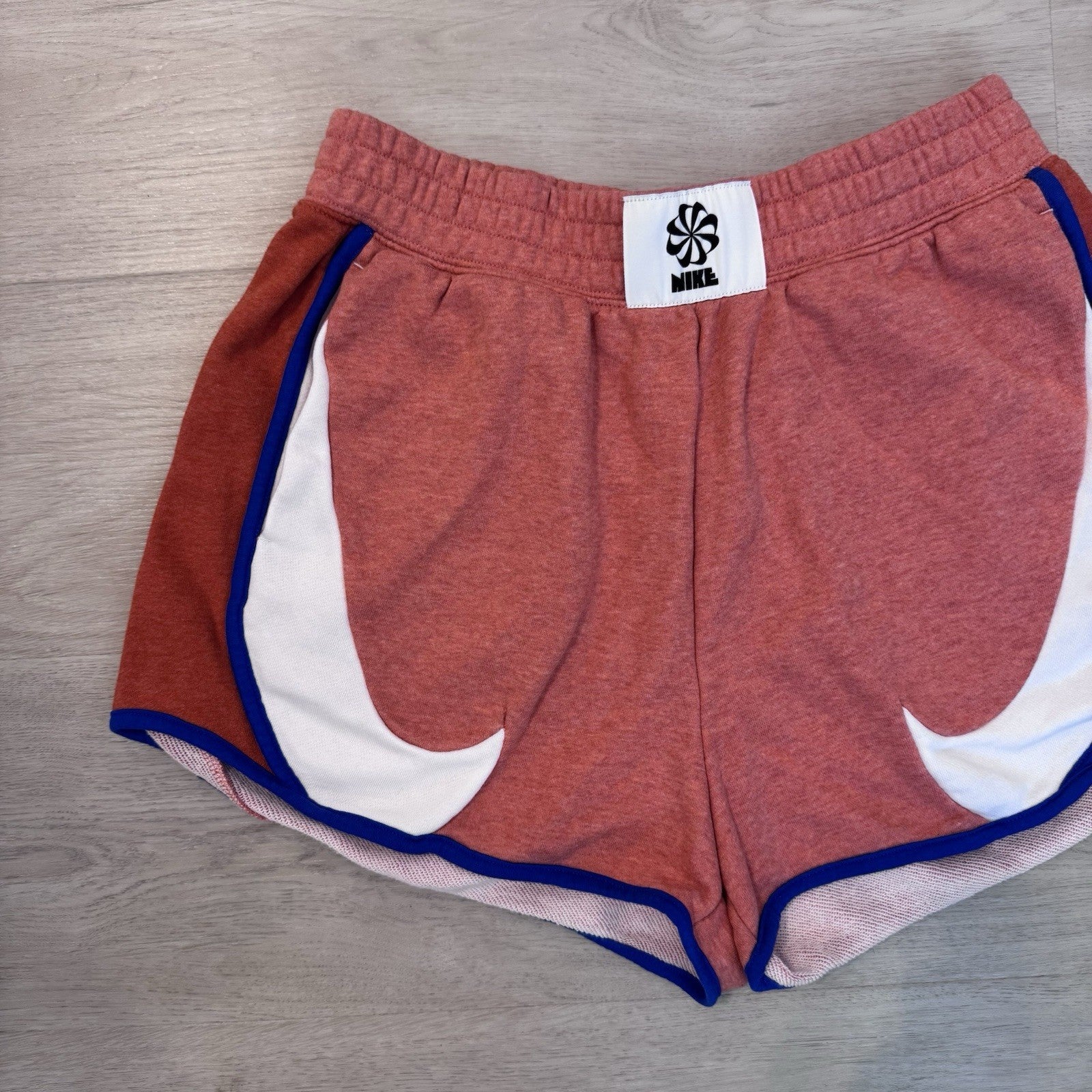 Rare Nike Sportswear Circa 72  'Madder Root Heather Mantra Orange' Size Small