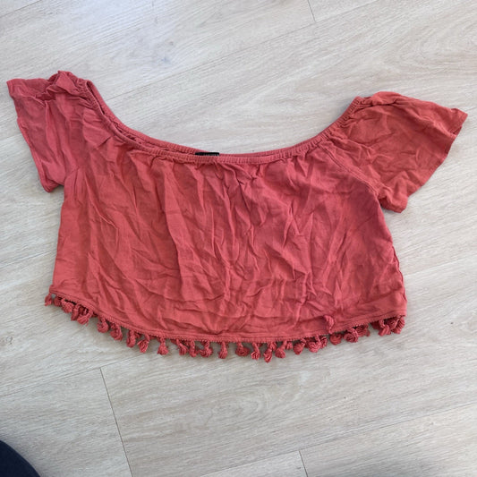 Forever 21 Off Shoulder Crop Top Red Tassel Hem Short Sleeve Women’s S