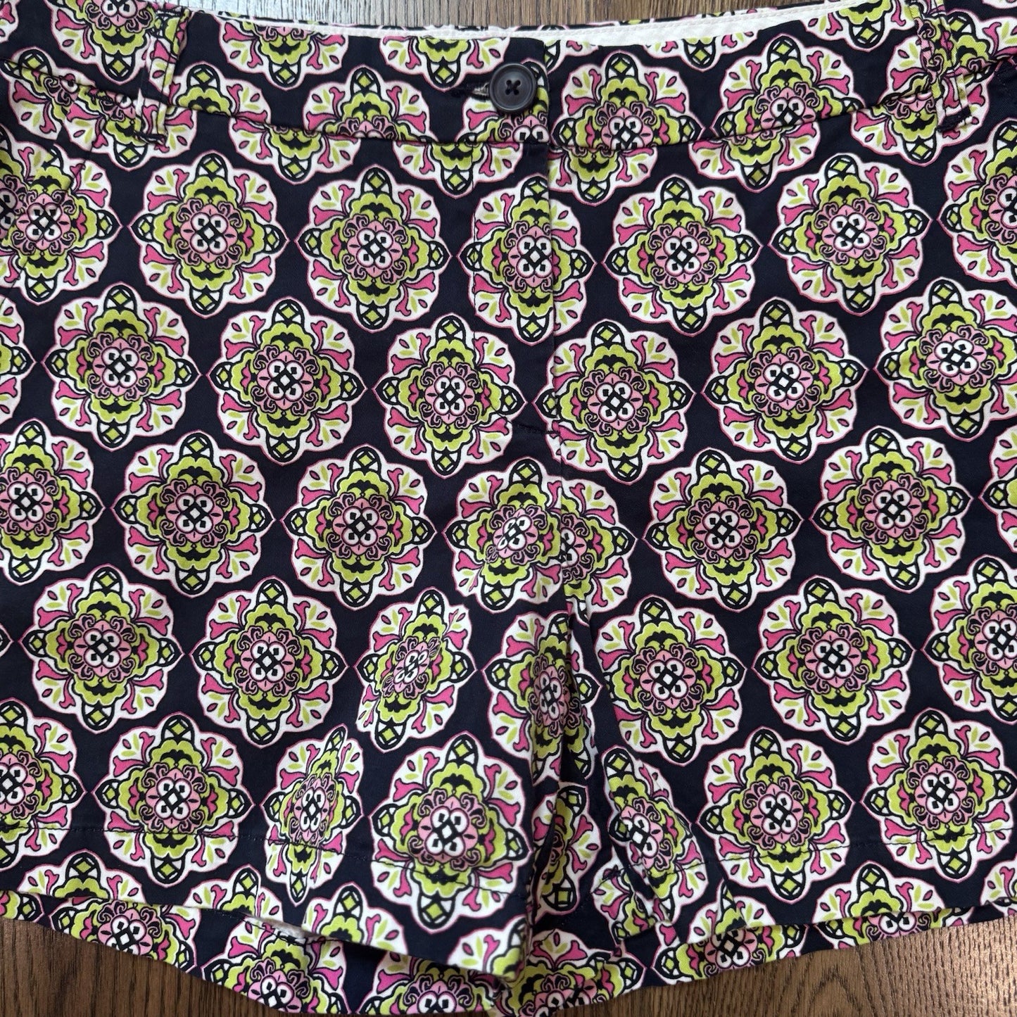 Crown & Ivy Women’s Shorts Size 14 Pink Navy Green Geometric