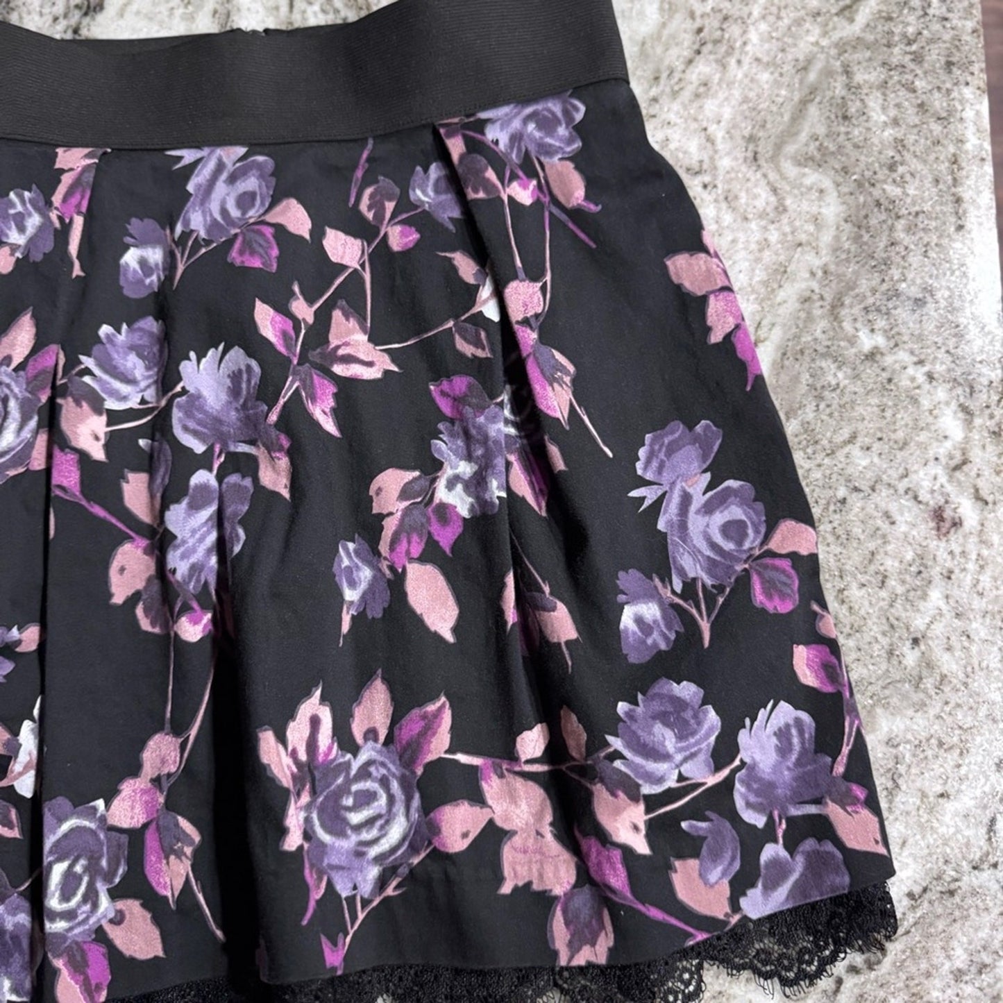 ELLE black floral print skirt size small