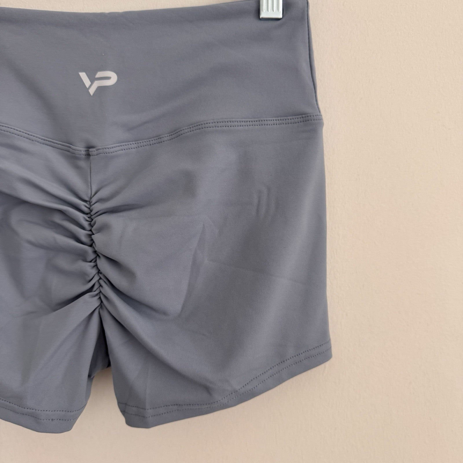 High Waist Scrunch Butt Shorts Women’s Gym Yoga Fitness Blue Size M NWT