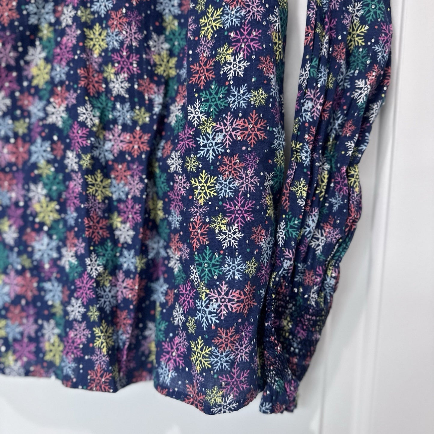 Talbots Snowflake Print Blouse XS Metallic Long Sleeve Navy Holiday Top Women