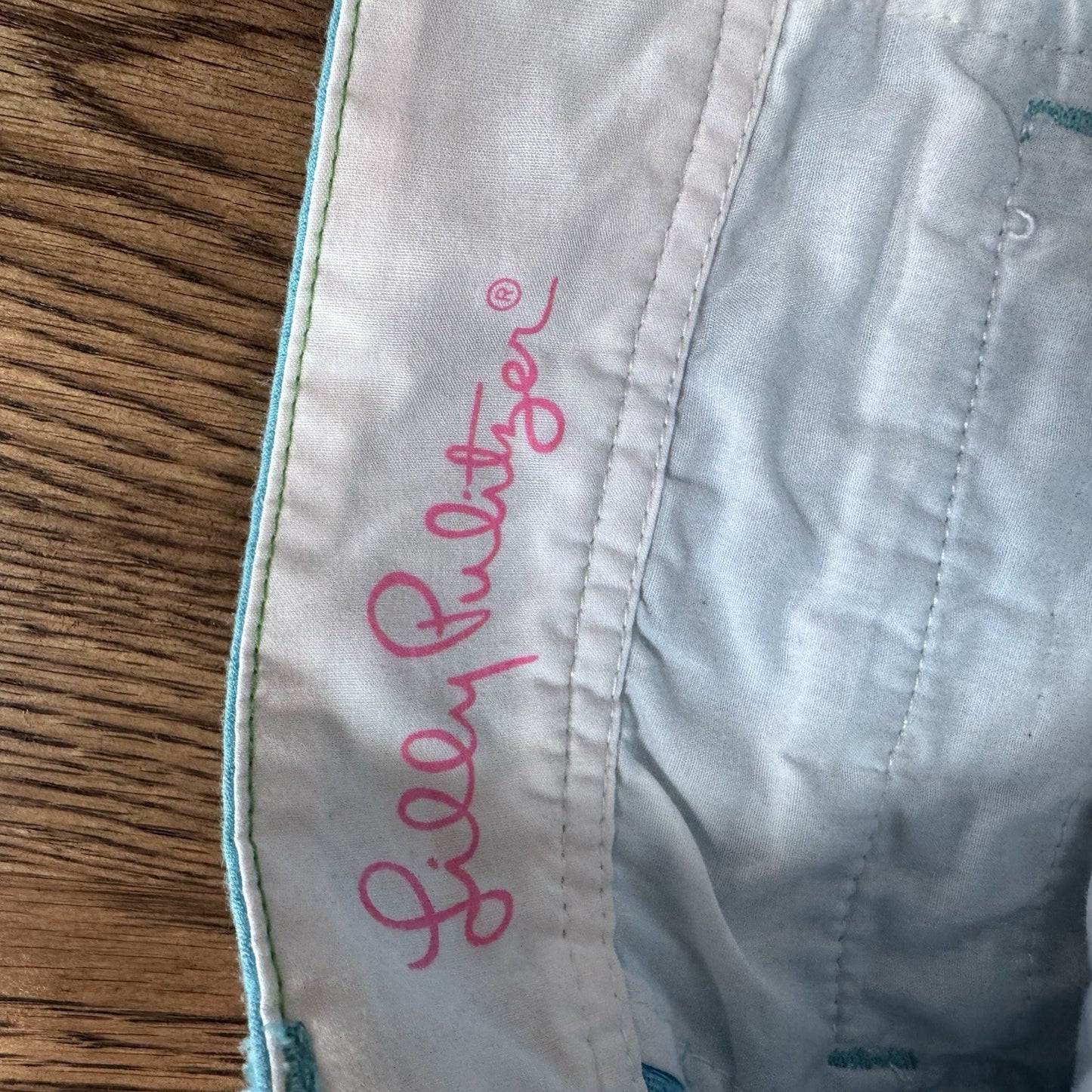 Lilly Pulitzer The Callahan Short Size 2 Aqua Blue Textured Cotton Seersucker