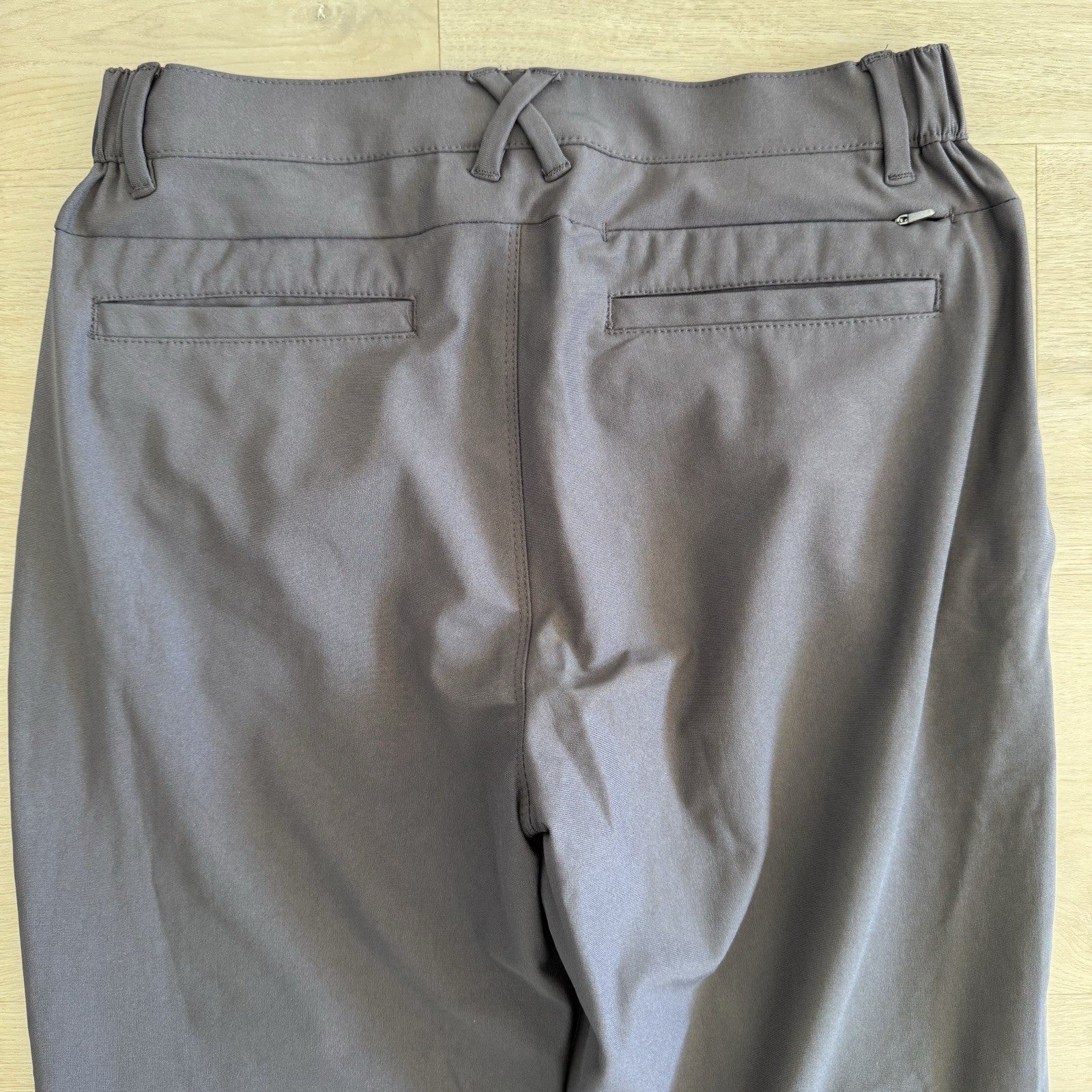 CUTS Mens Jogger Pants Size Small Gray Stretch Athletic Performance