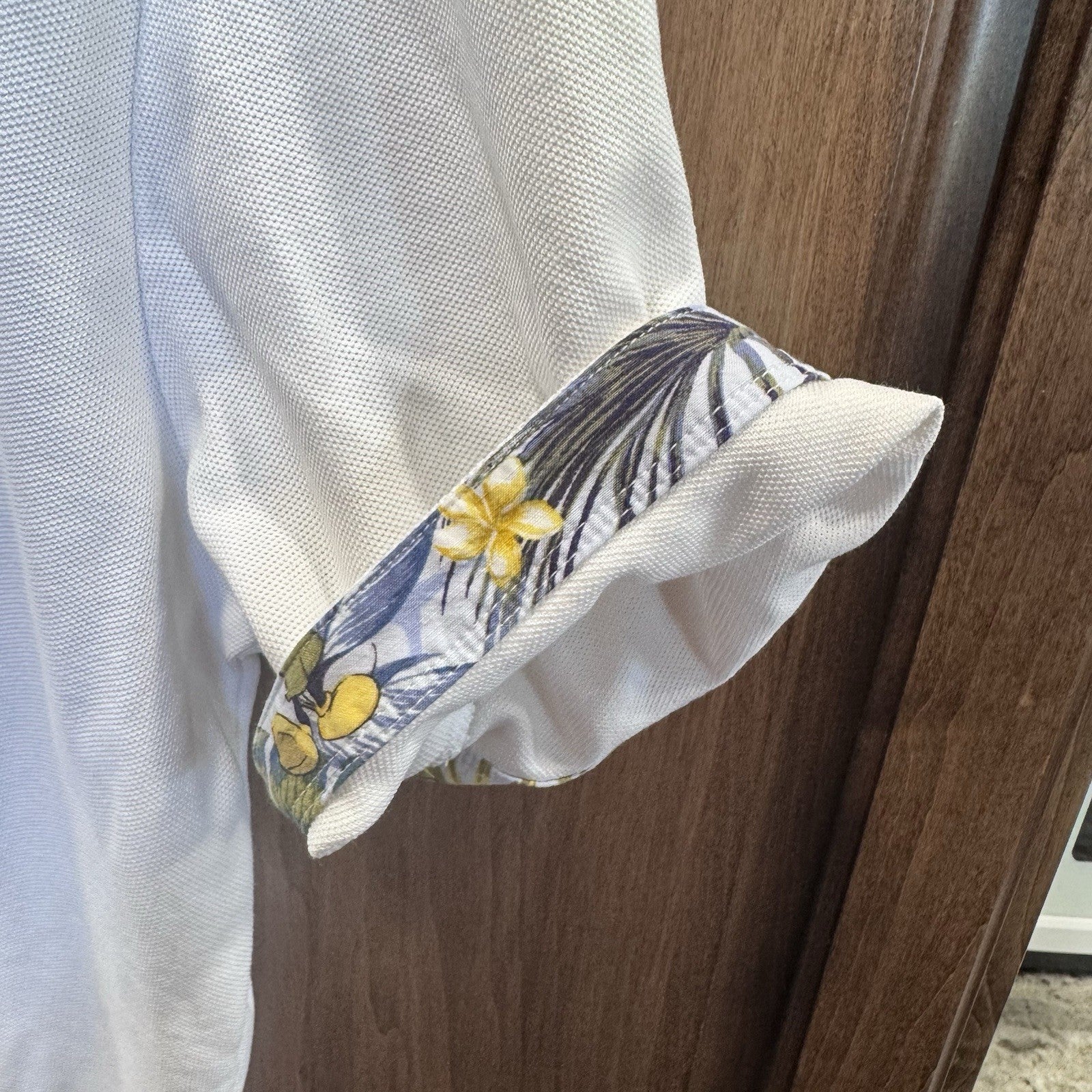 Disney Tommy Bahama Mickey Mouse Polo Shirt Men’s L White Supima Cotton