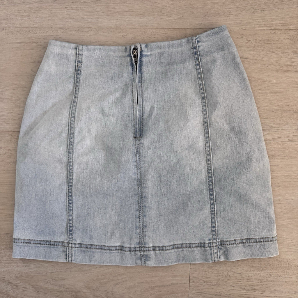 Wild Fable Light Wash Denim Mini Skirt Stretch Y2K Size 0 
