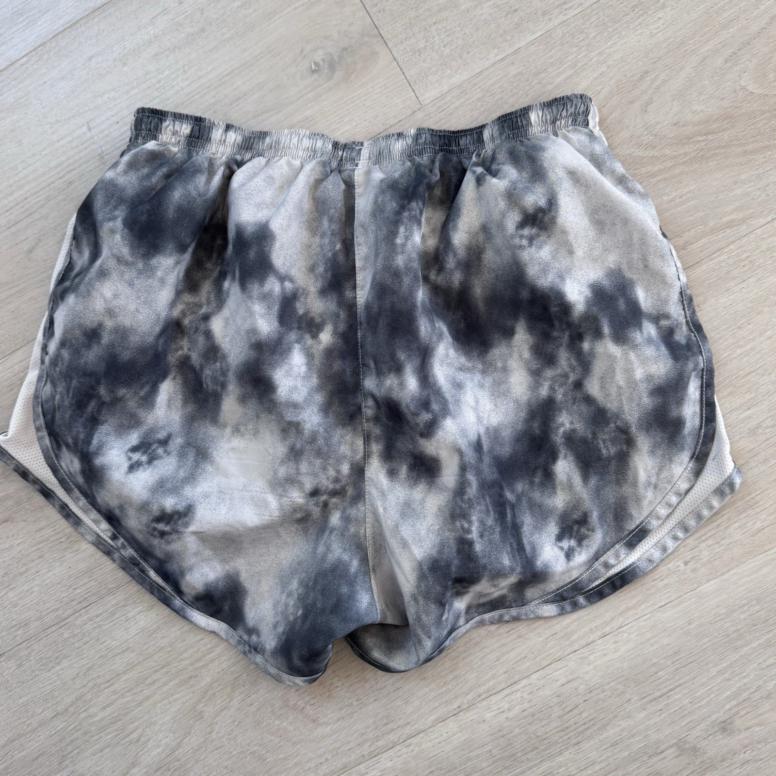 Nike Dri-Fit Womens Running Shorts Size S Gray Tie Dye Lined Athletic 