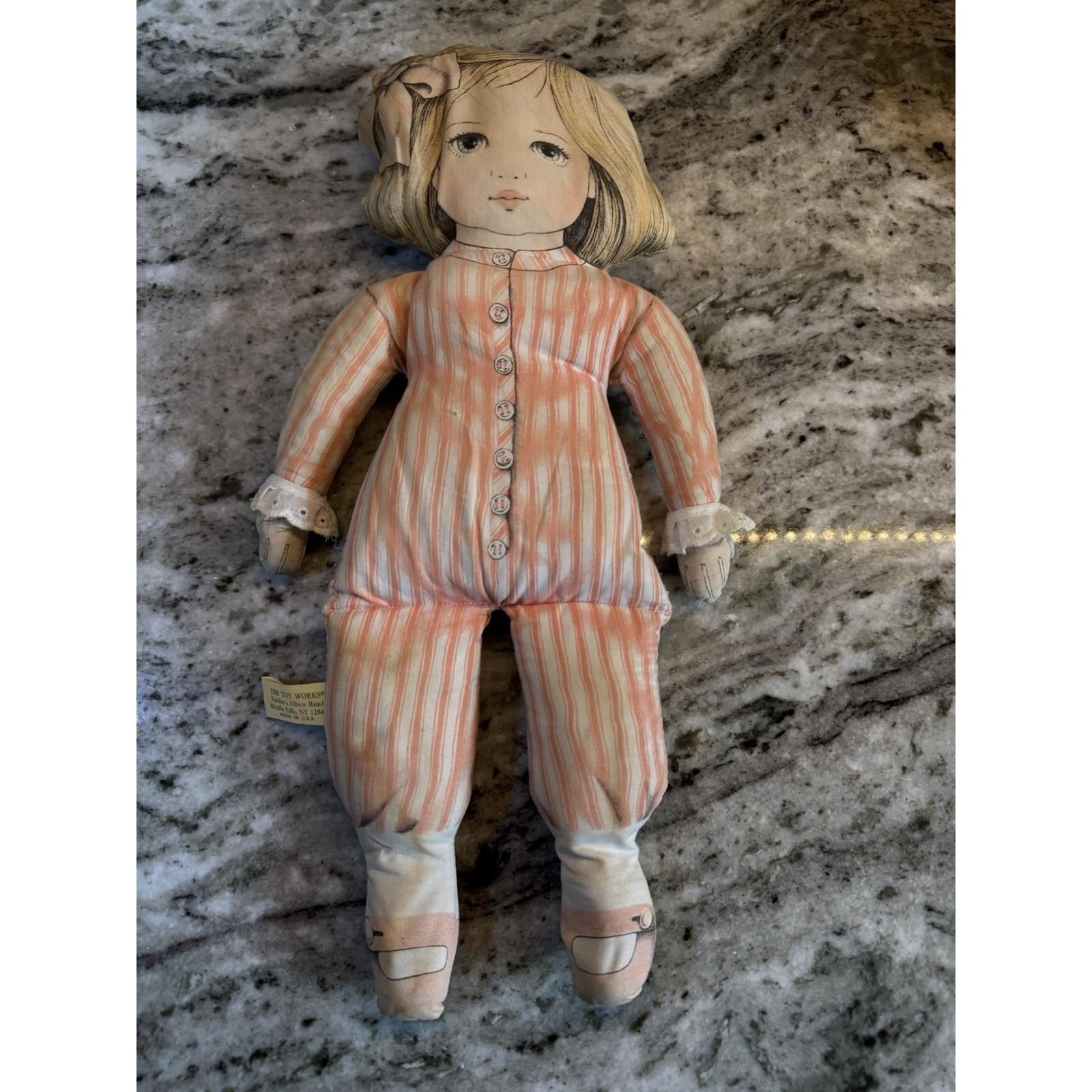 VTG 1984 Valerie Leonard The Toy Works Art Cloth Doll Blonde Blue Eyes Pajamas