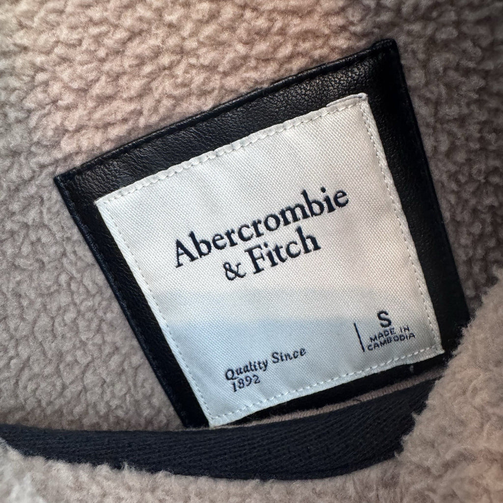 A&F Sherpa Pullover Women Small Brown Black Quilted Snap Fleece Abercrombie