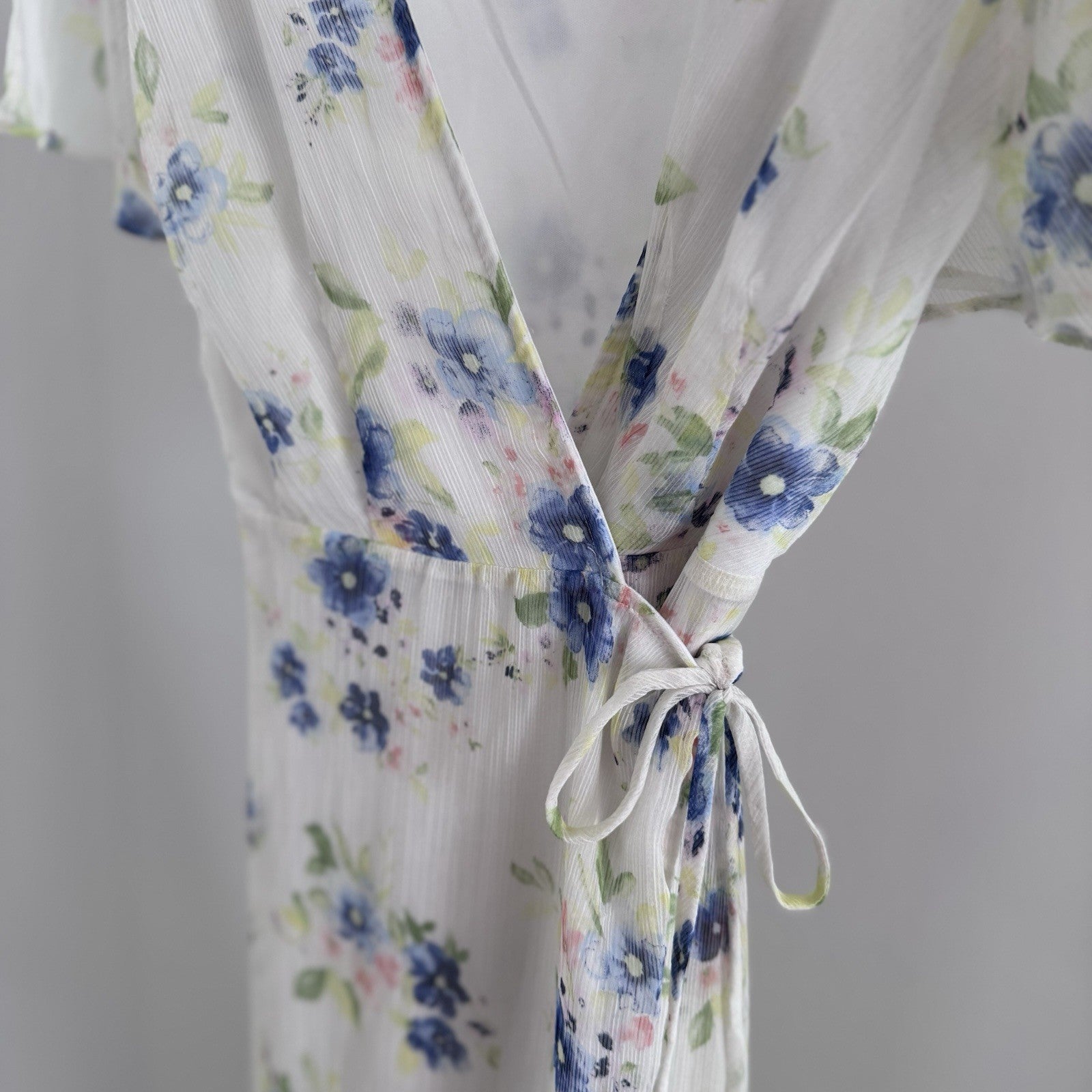 Altar’d State Womens Floral Wrap Maxi Dress Blue White Size S