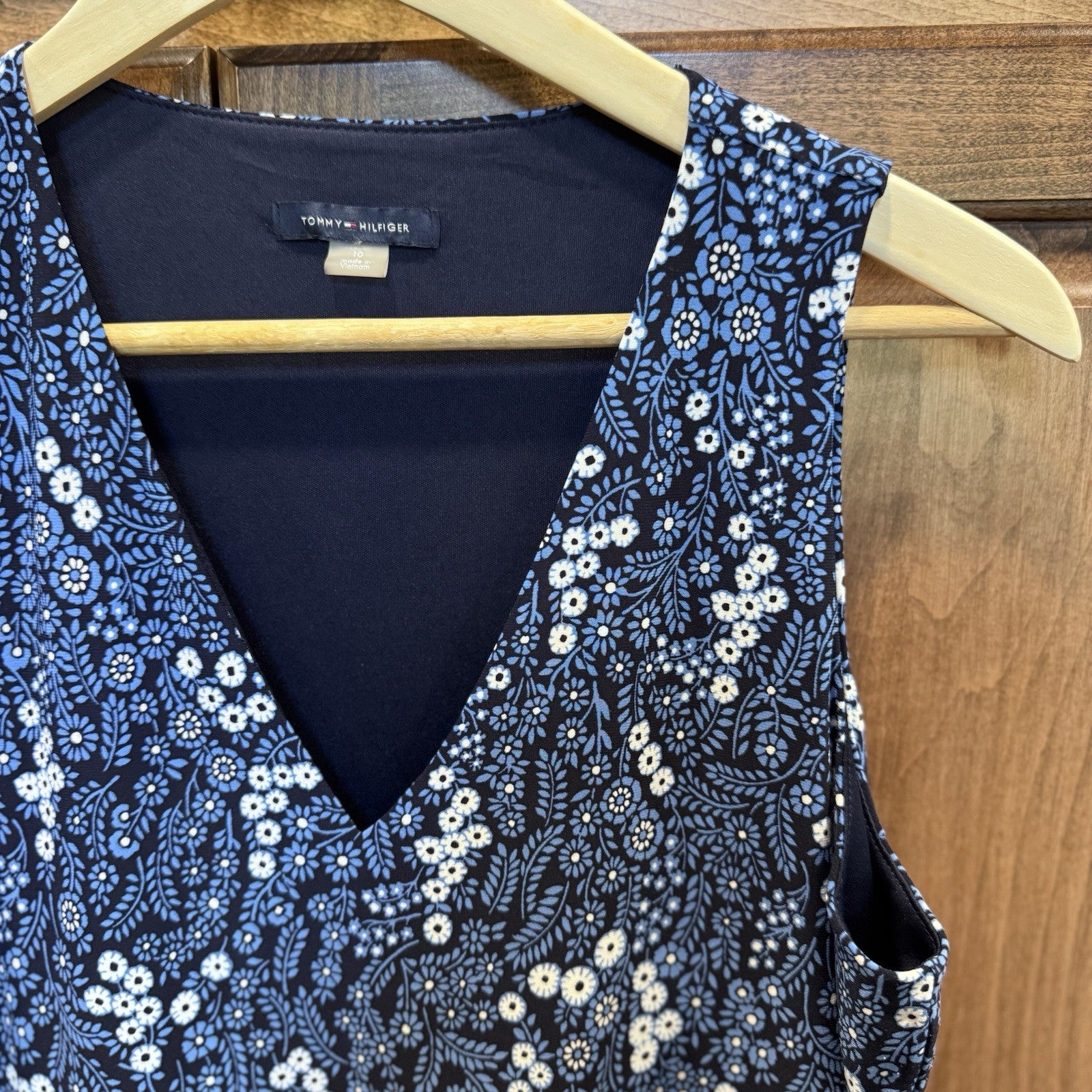 Tommy Hilfiger Blue Floral Tiered Sleeveless Dress Size 10 | V-Neck Fit & Flare