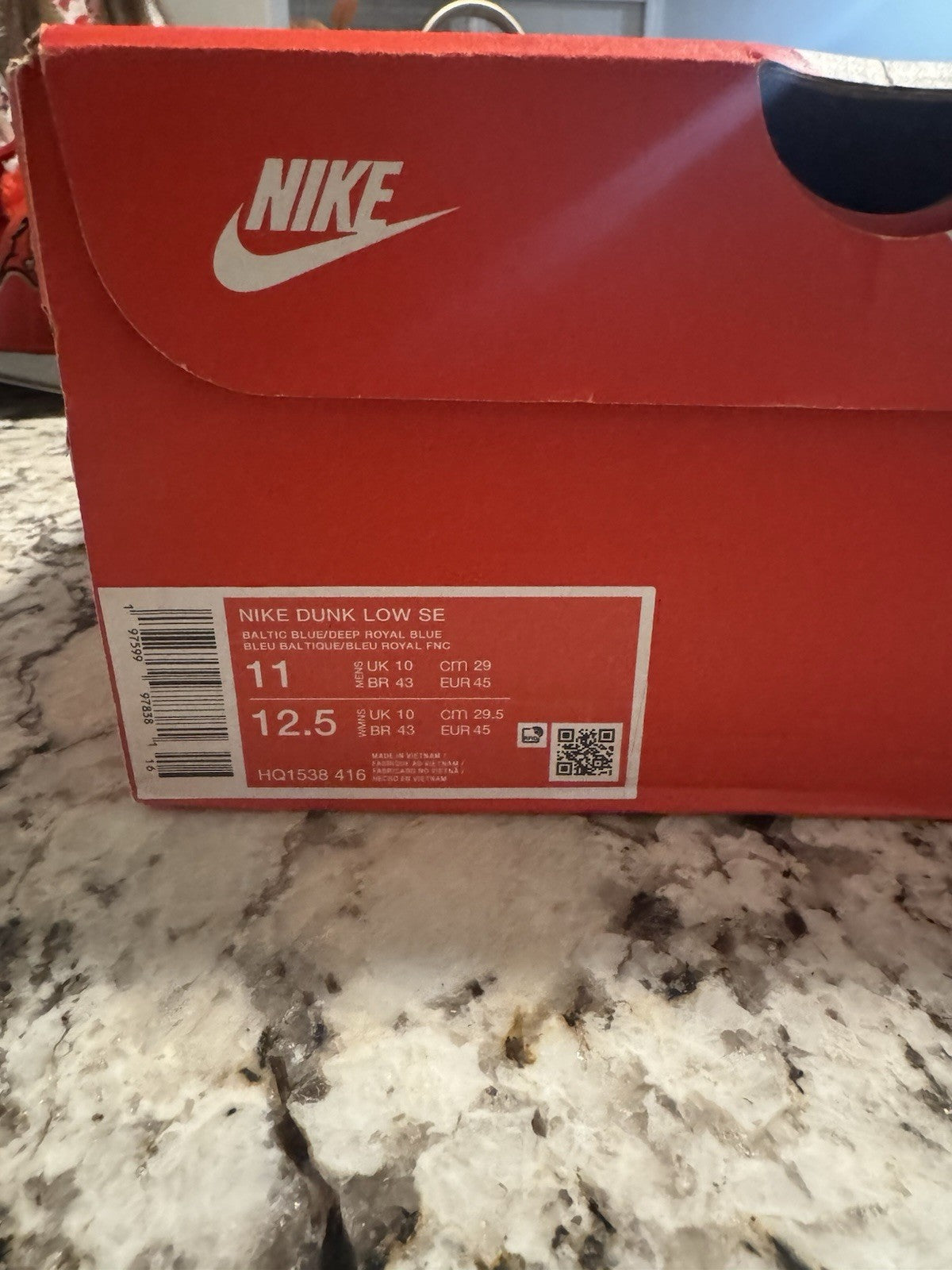 Nike Dunk Low SE Men's Size 11 Baltic Blue/Deep Royal Blue