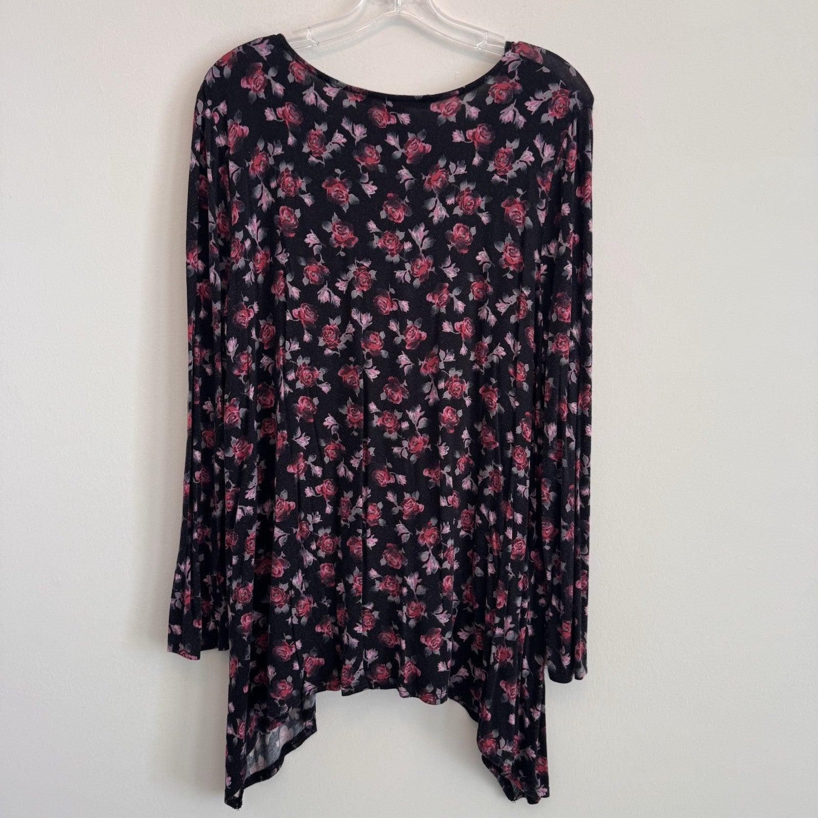 American Rag Floral Tunic Top 1X Black Pink Roses Boho Handkerchief Hem Women’s