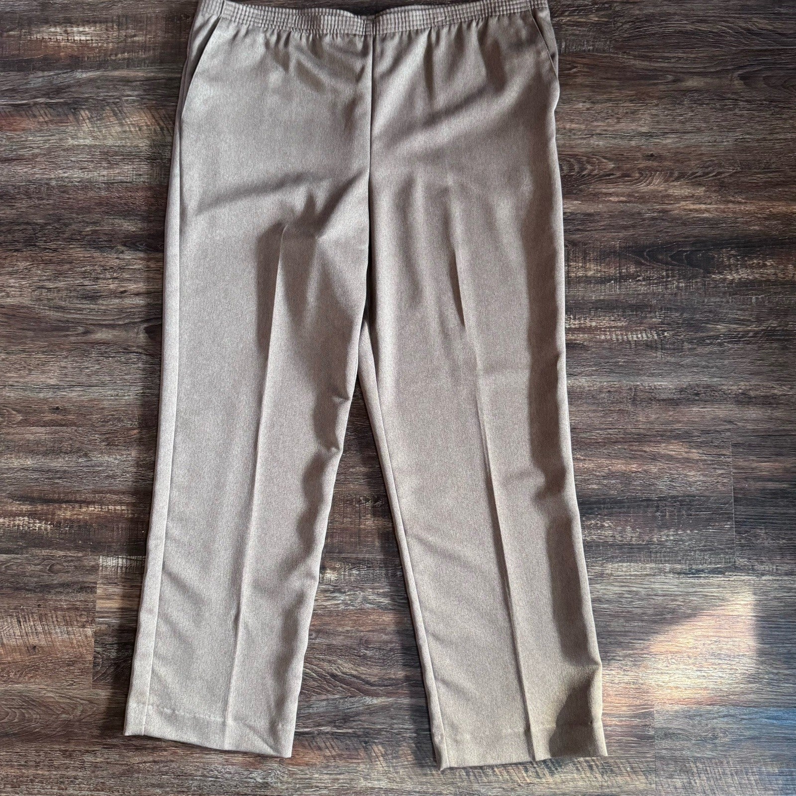 Alfred Dunner Mocha Stockbridge Pants Size 14 Medium Proportioned NWT