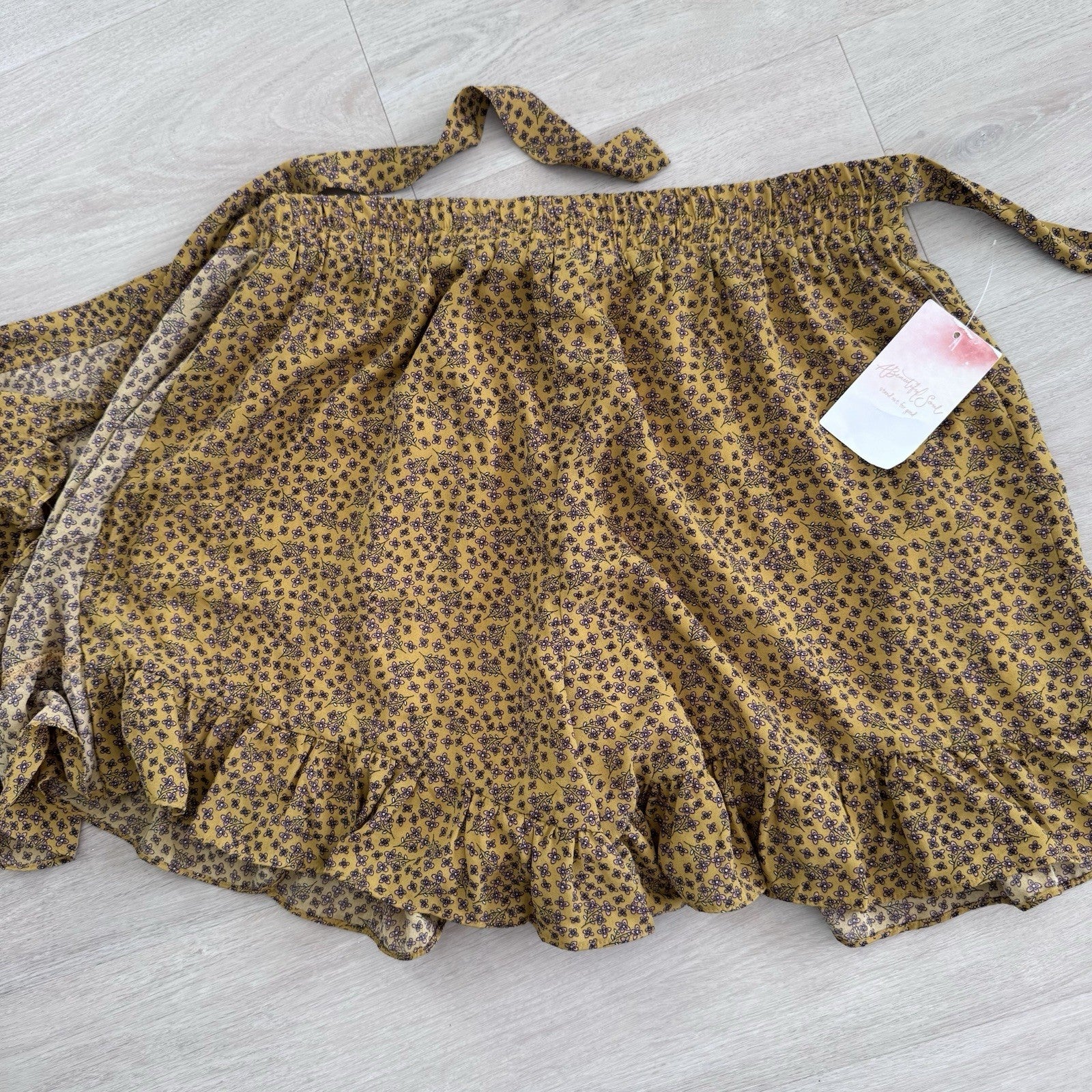 A Beautiful Soul Wrap Skort XL Mustard Floral Ruffle NWT Boho