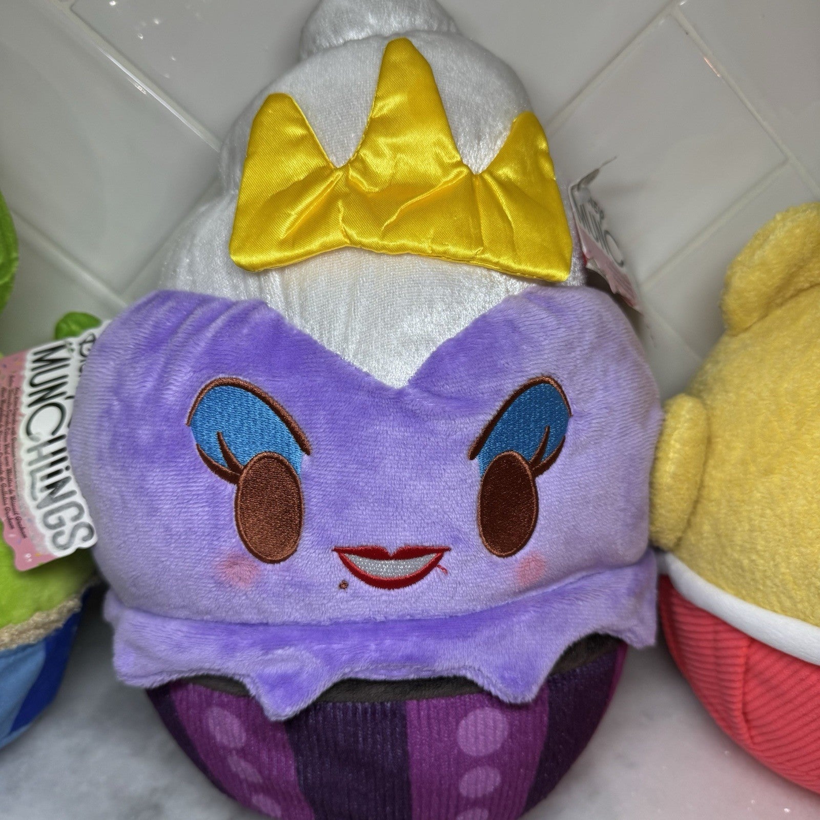 Disney Munchlings Cupcake Alien,lemon Mint The Pooh,ice Cream Sundae Ursula
