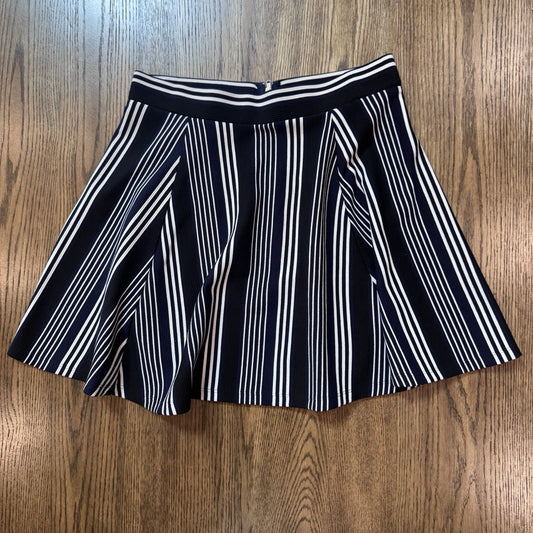 H&M Divided Navy & White Striped Skater Skirt Women’s Size M Flare Stretch Zip