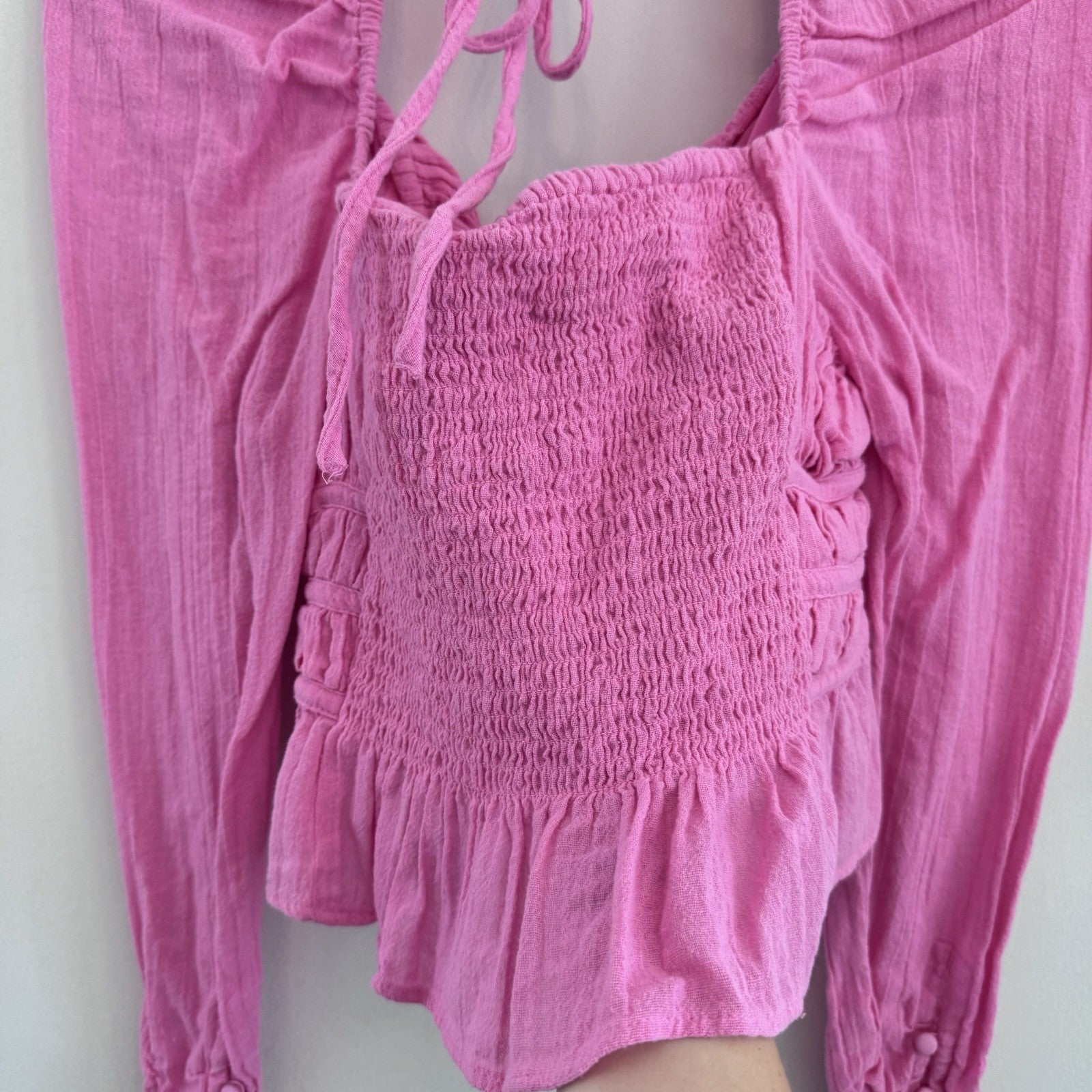 Free People Pink Boho Peasant Crop Top M Ruched Long Sleeve Cotton Womens