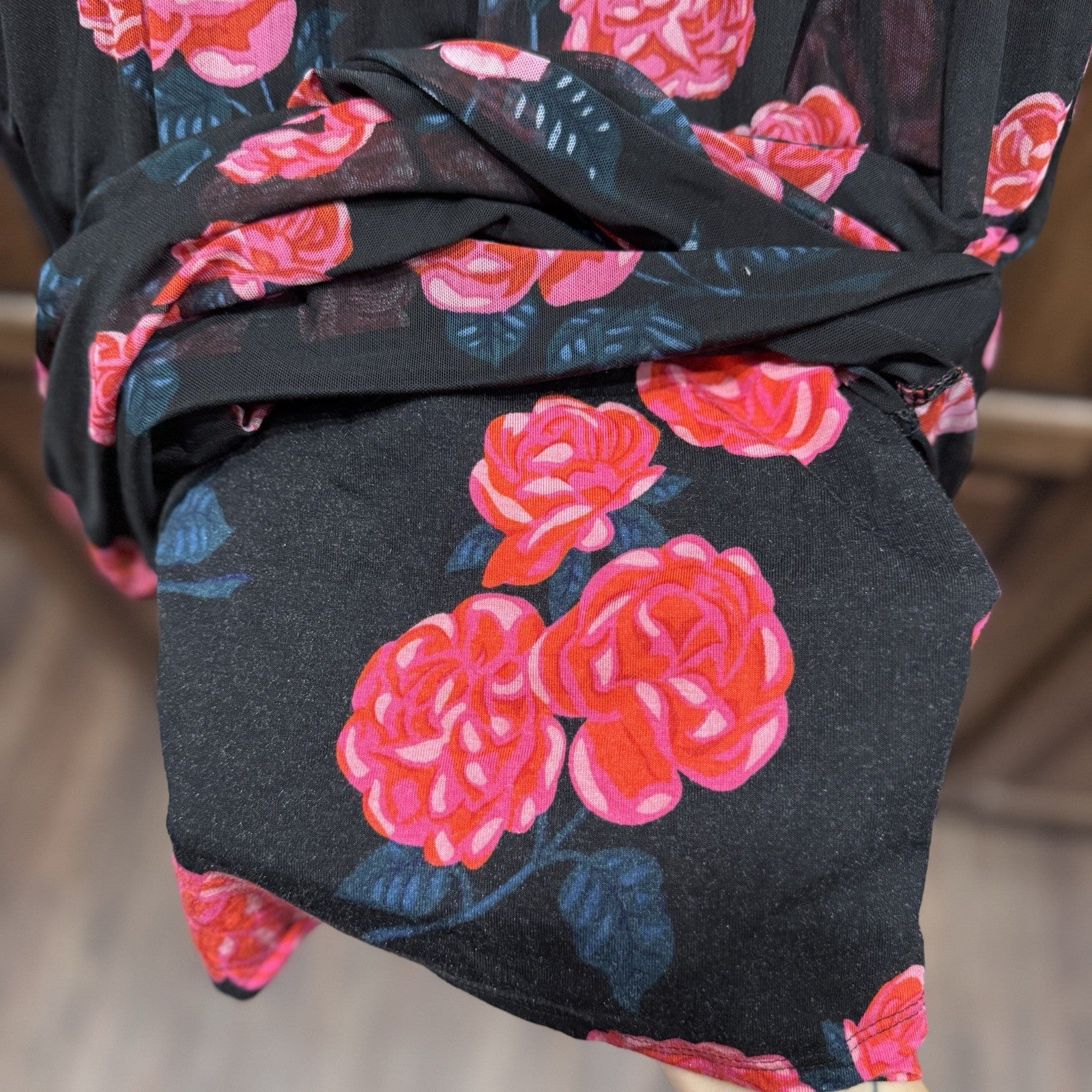 Matilda Jane Women’s XS Floral Babydoll Top Long Sleeve Black Pink Rose Print