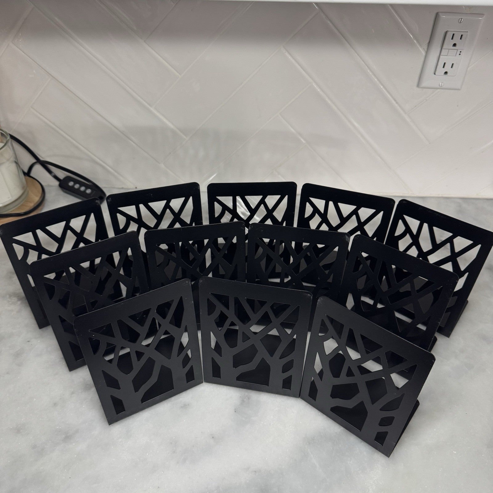 Set of 10 Black Metal Tree Design Bookends Modern Decorative Shelf Organizers