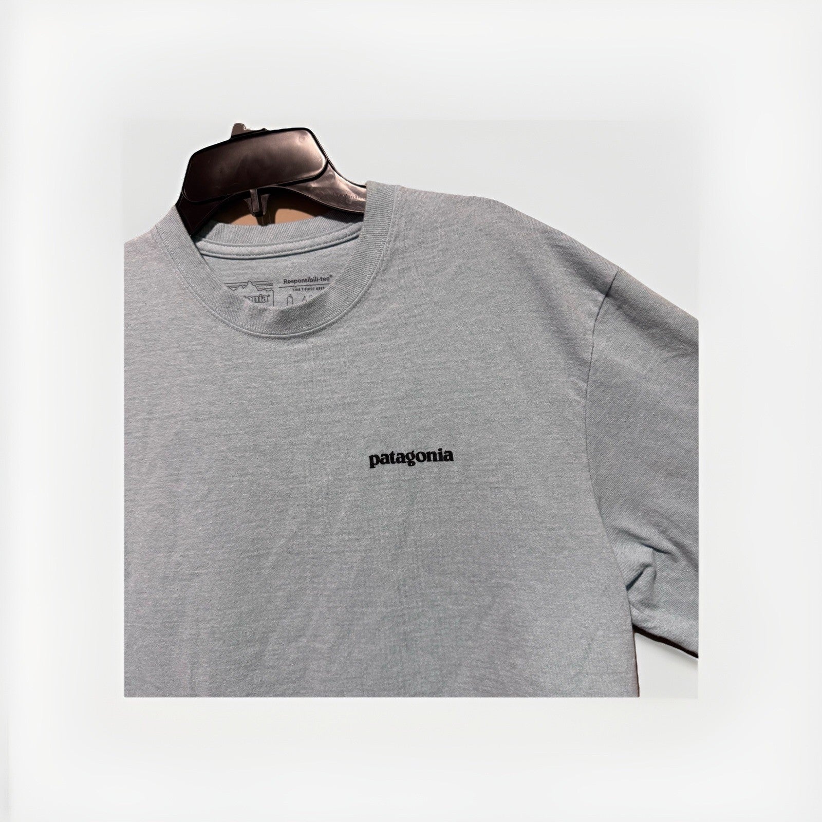 Patagonia Responsibili-Tee T-Shirt Small Blue Logo Graphic Recycled Y2K Eco Tee