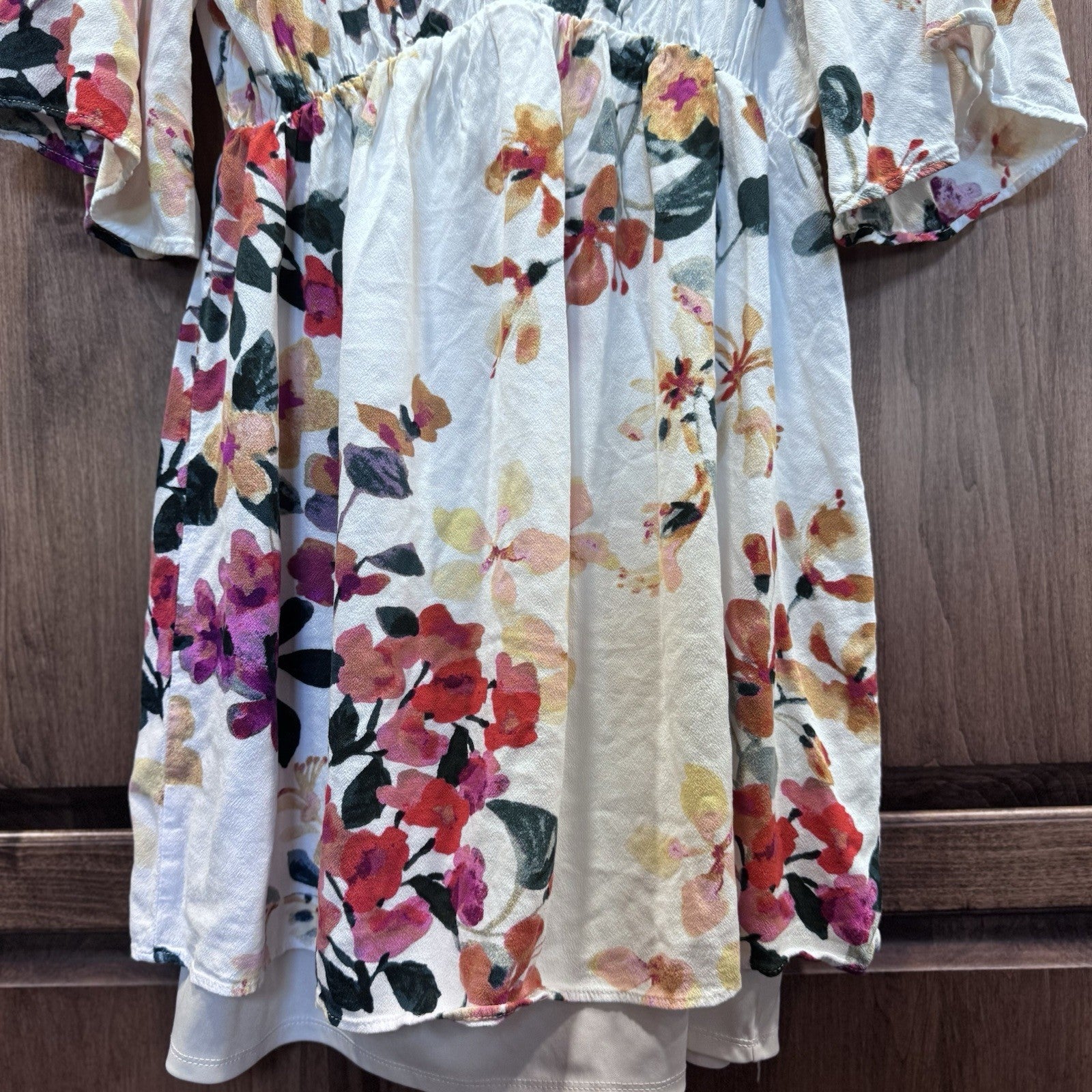 Lovestitch Women’s Floral Empire Waist Tunic Top Size Small White Multi 