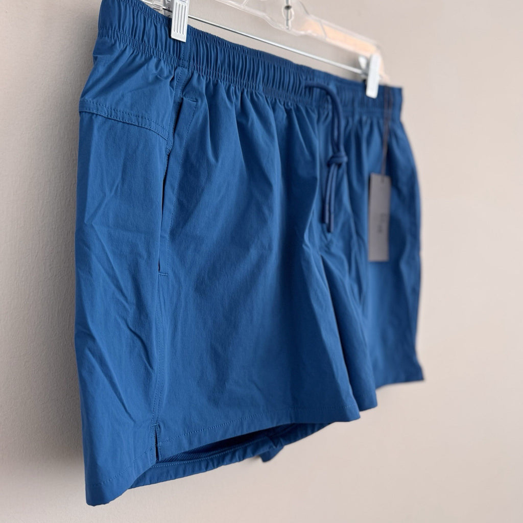 VRST Men's 5" Relaxed Short Blue Tide Size Large NWT Relaxed Fit Athletic Gym