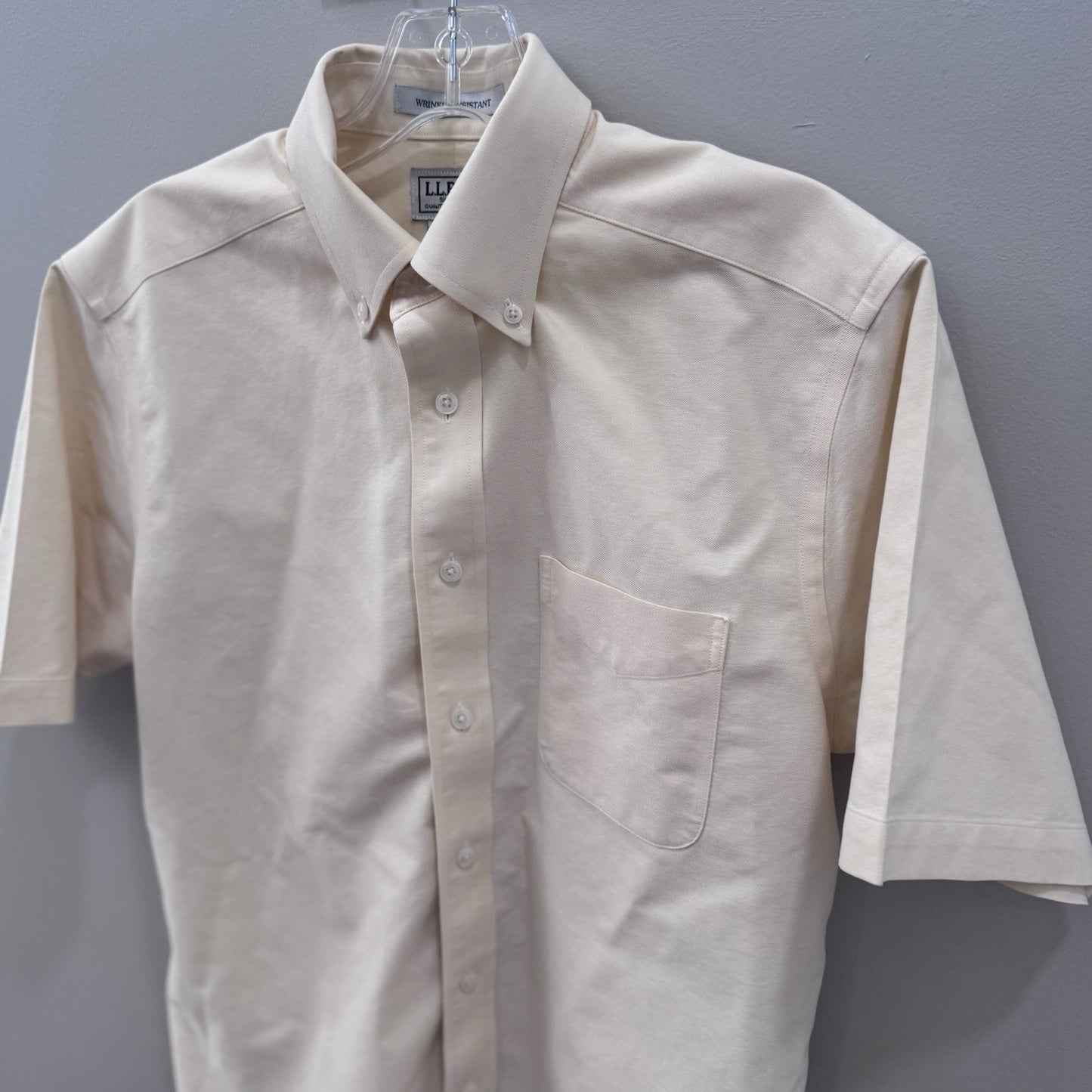 L.L. Bean Men’s Beige Short Sleeve Button Down Shirt 100% Cotton 14.5 Reg 
