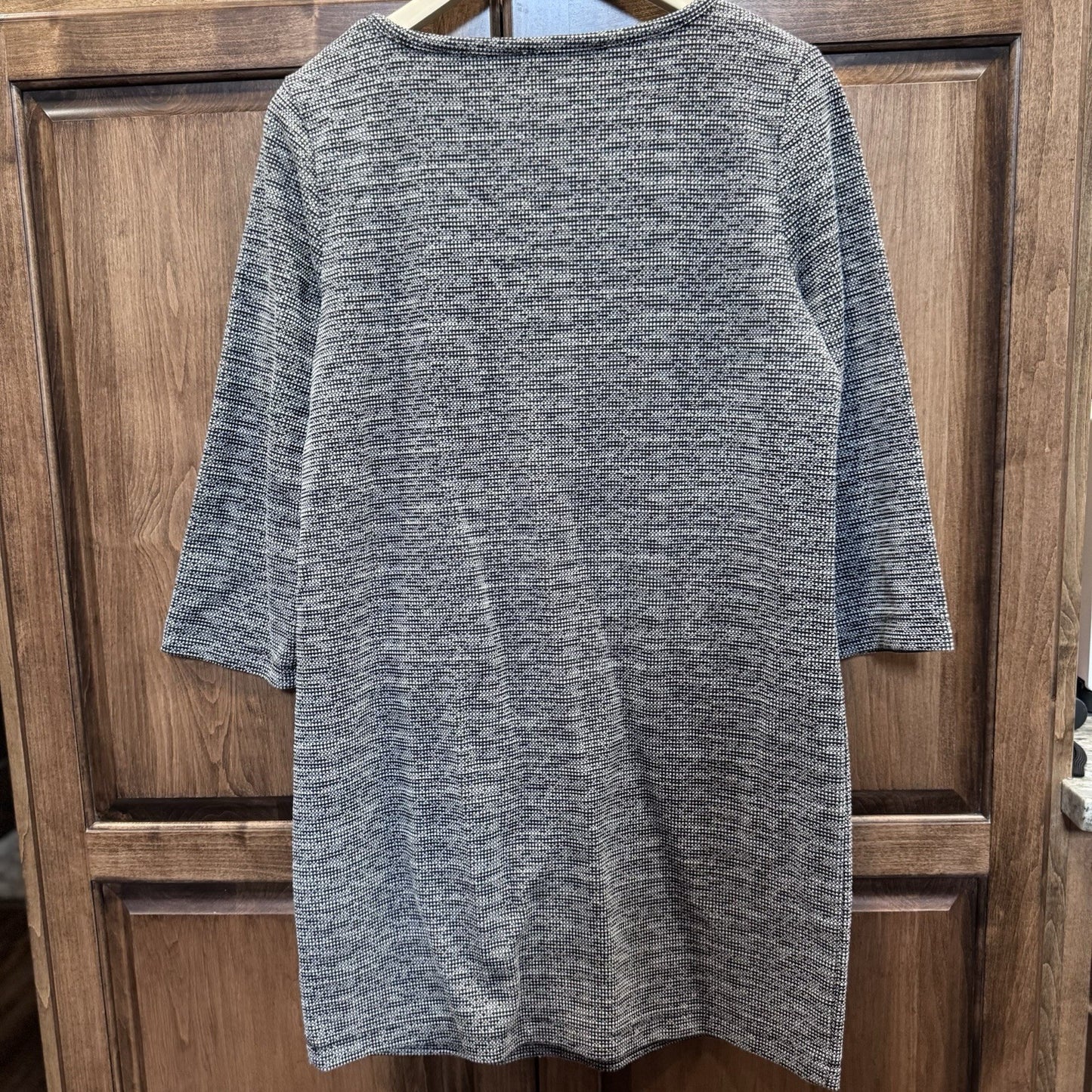Tahari Women’s Knit Shift Dress Gray Black Textured Long Sleeve Pocket Size L