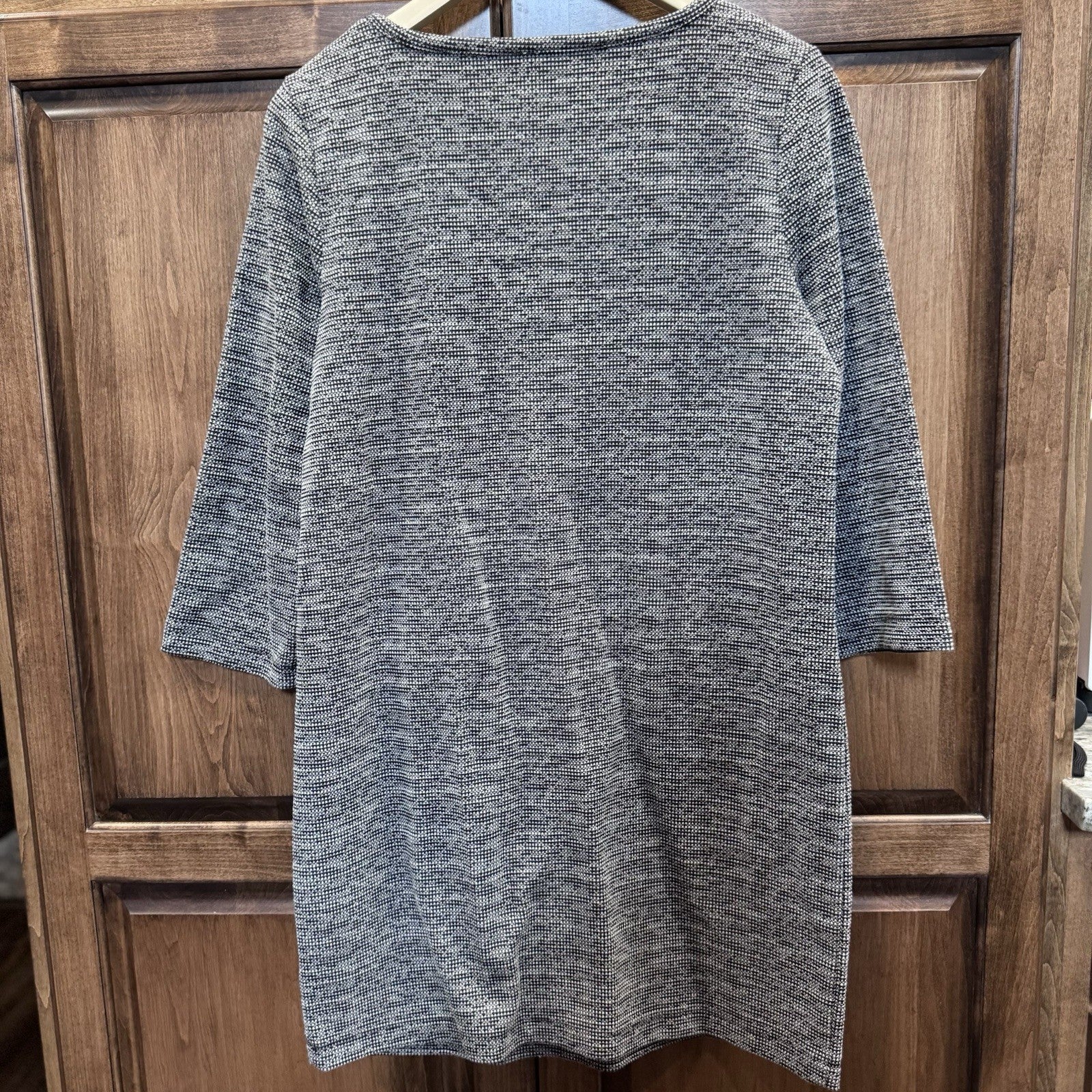 Tahari Women’s Knit Shift Dress Gray Black Textured Long Sleeve Pocket Size L
