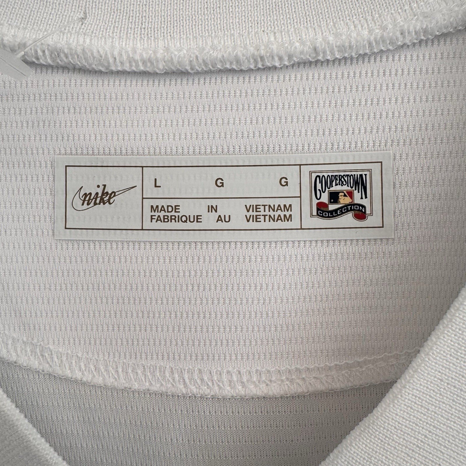 Nike Atlanta Braves Cooperstown Jersey Men’s Size: Large NWOT Blue/White