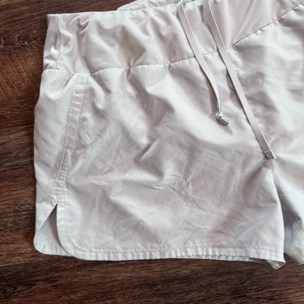 Nike Dri Fit light grey running shorts sz L