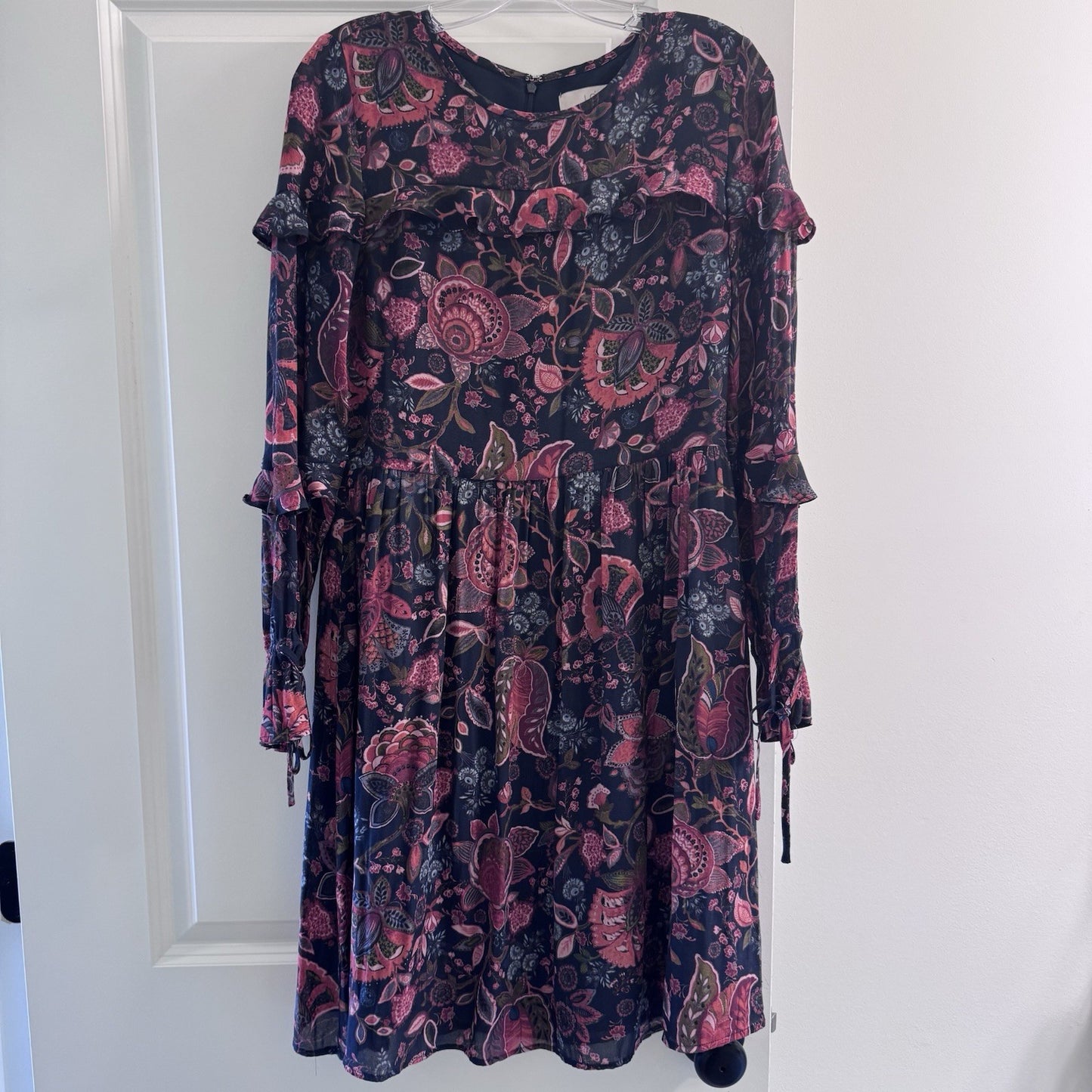 LOFT Floral Ruffle Dress Size 6 Navy Pink Long Sleeve Boho Midi Lined Fall Style