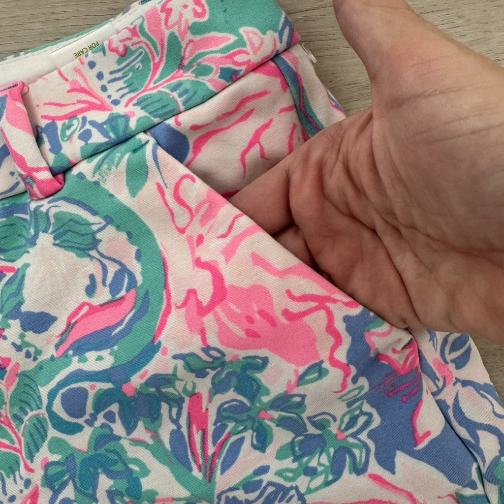 Lilly Pulitzer Printed Callahan  Shorts Sz 2 Pink Blue Tropical 2019 Women’s
