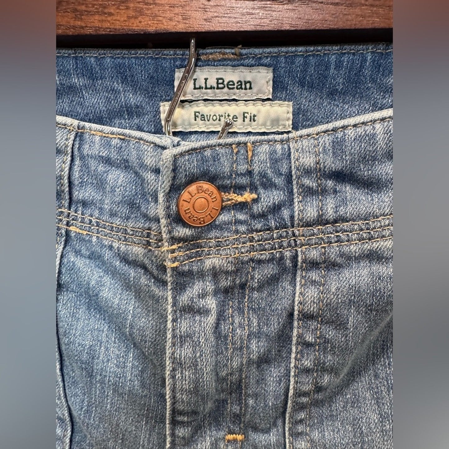L.L. Bean Favorite‎ Fit Blue Jeans Size 2P Straight Leg